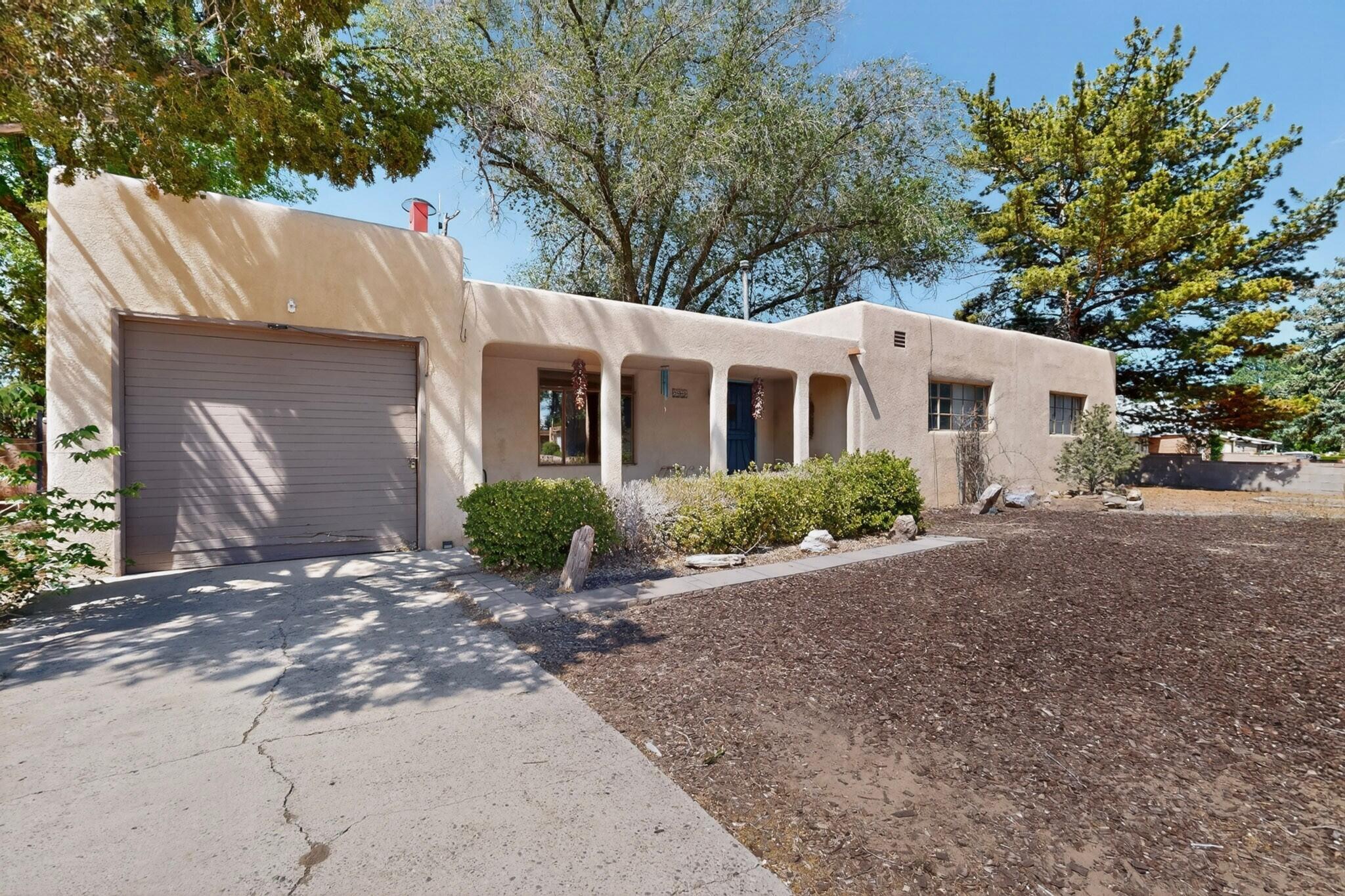 703 Solar Road NW