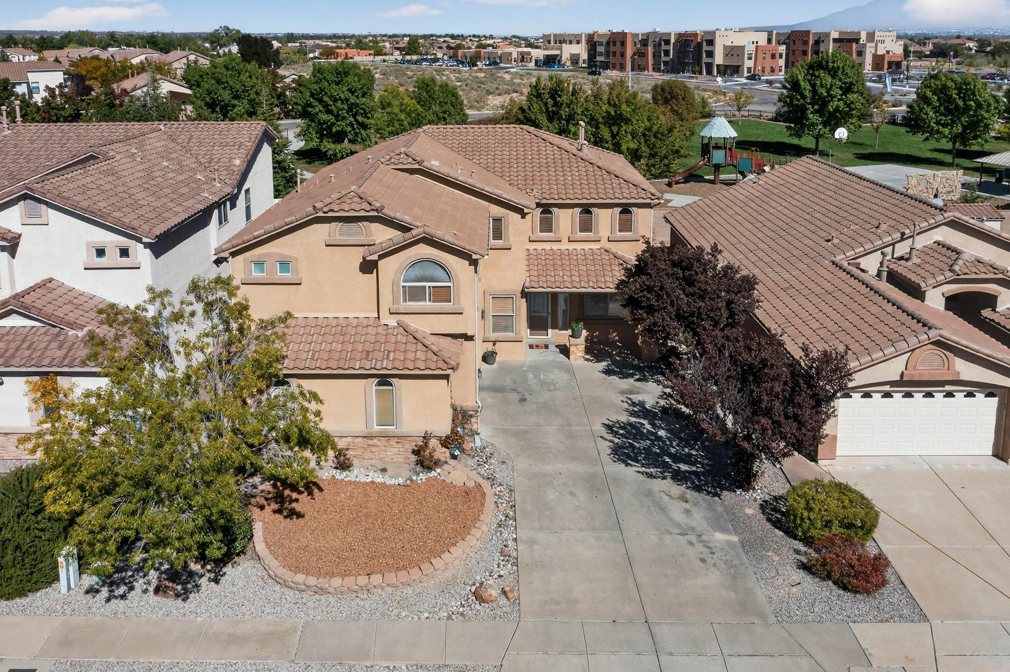 4216 Mesa Rincon Drive NW
