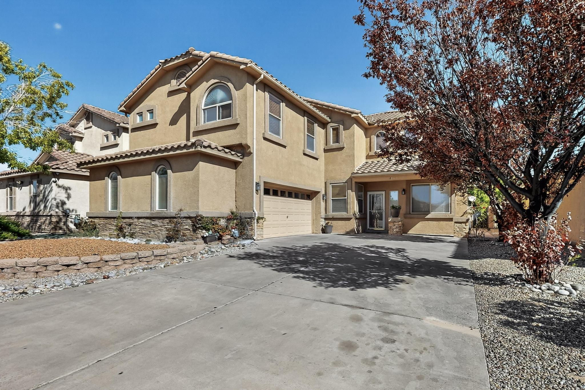 4216 Mesa Rincon Drive NW