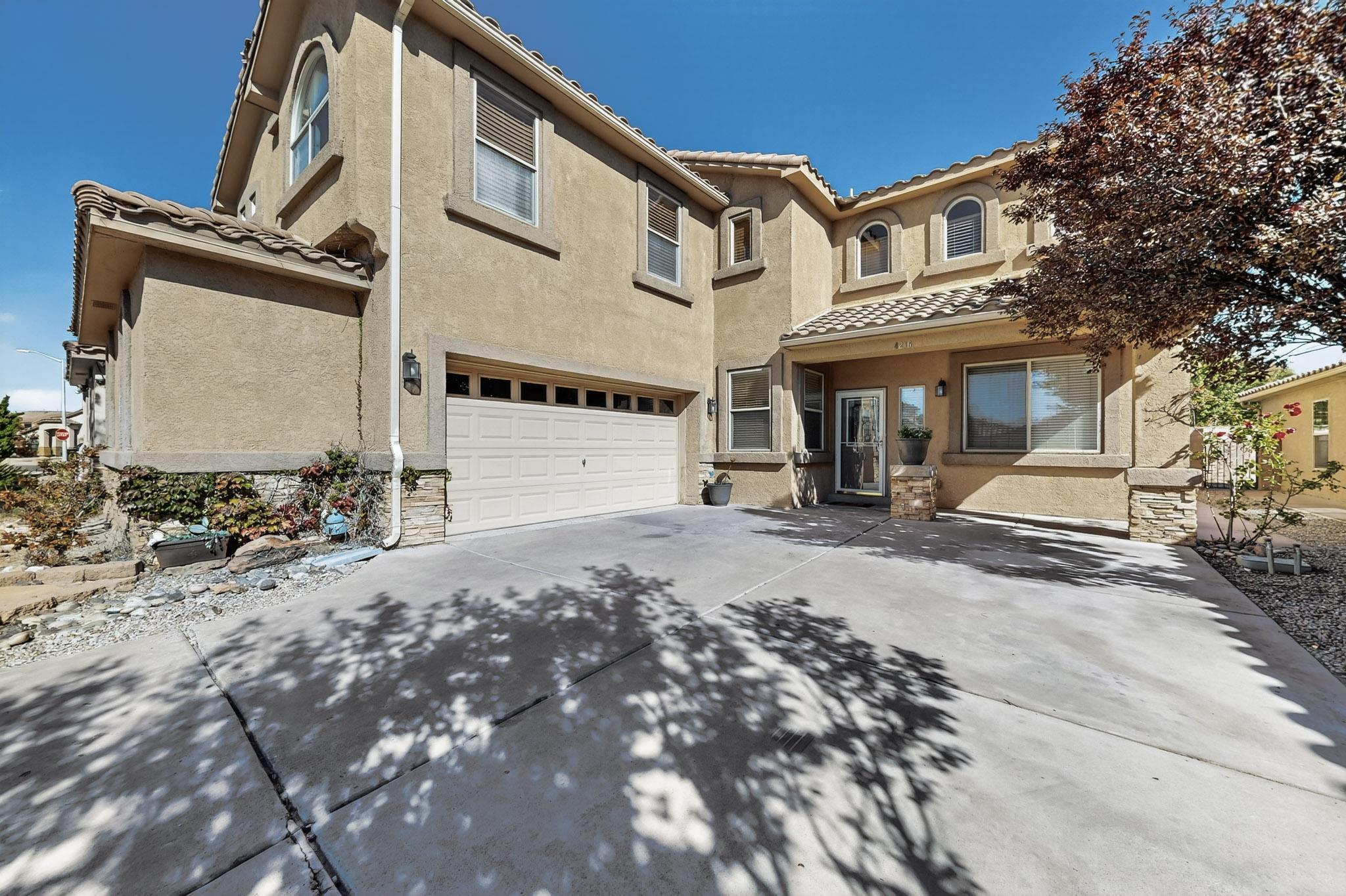 4216 Mesa Rincon Drive NW