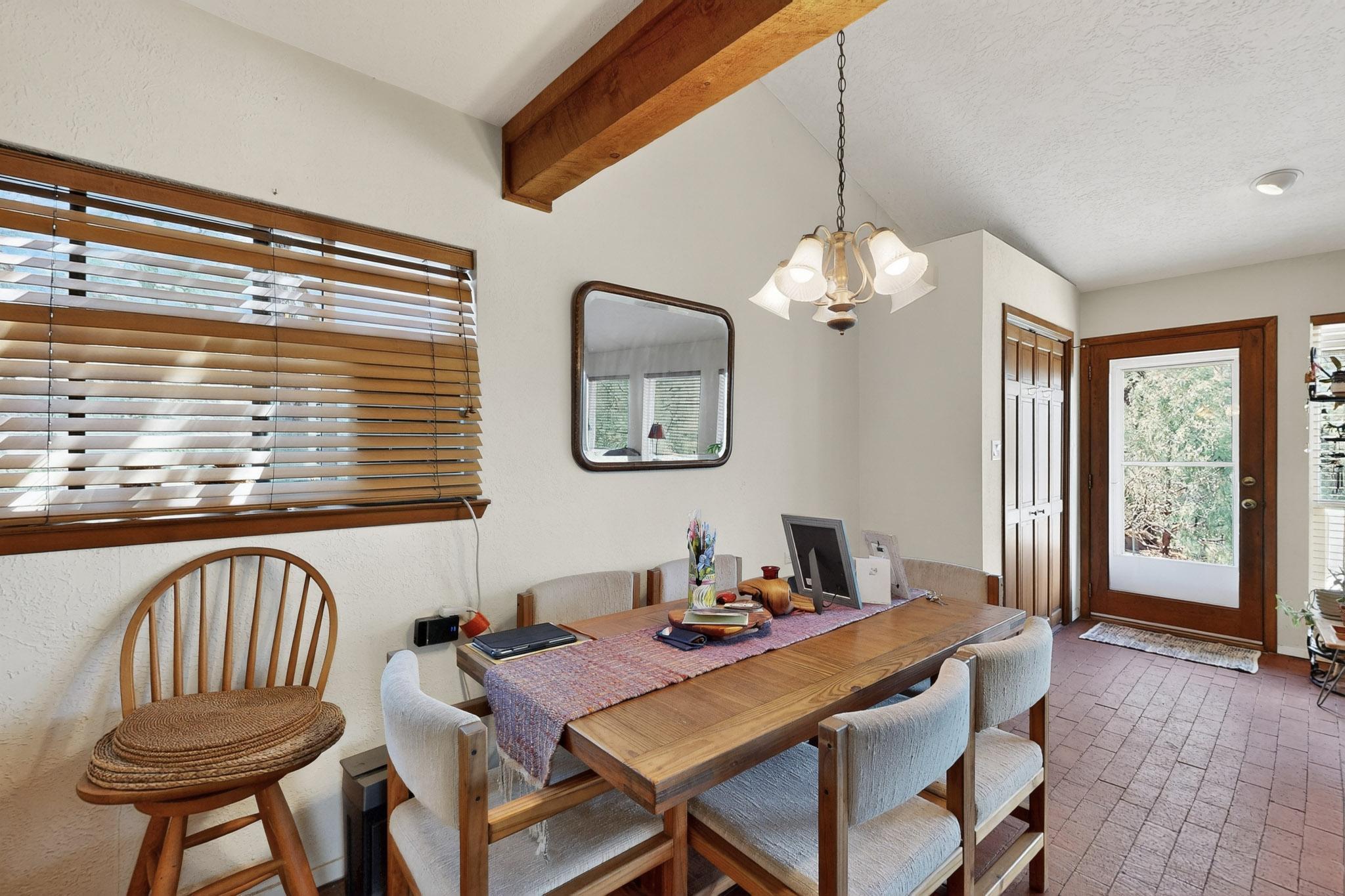 88 JUNIPER HILL Loop