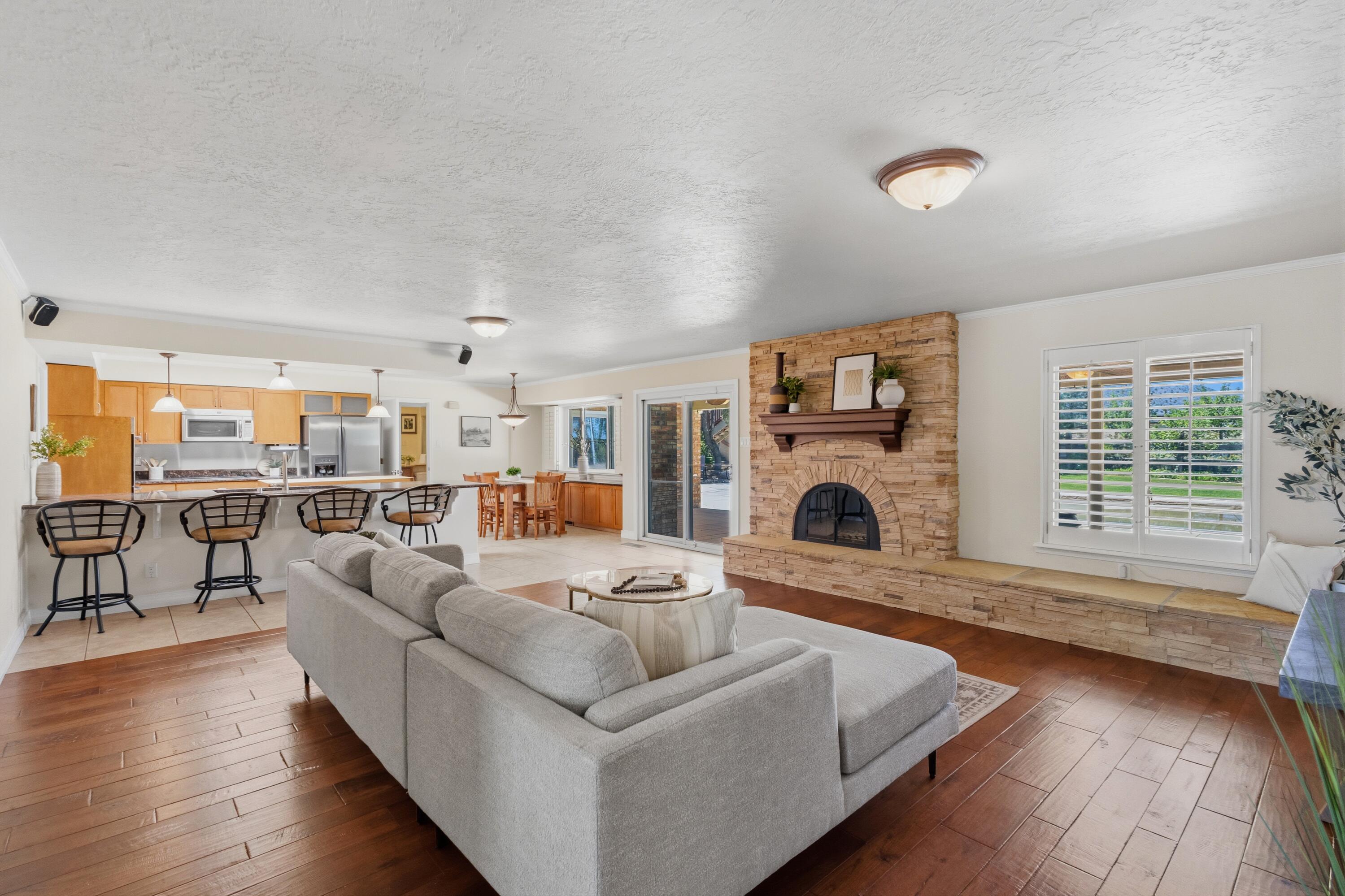1634 Sagebrush Trail SE