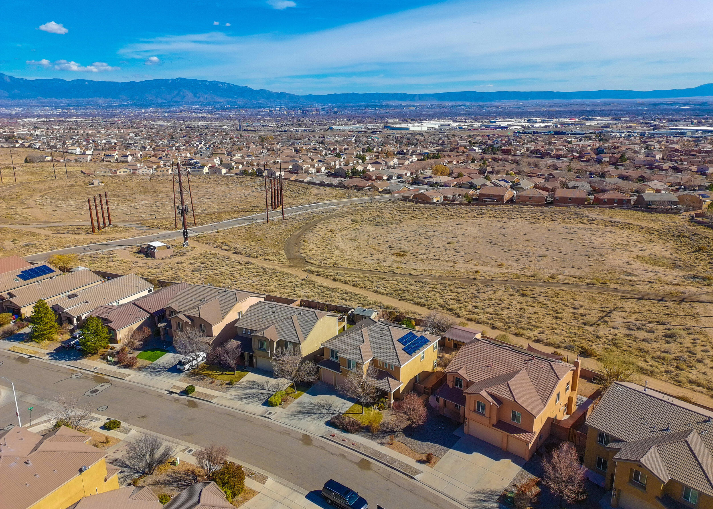 1408 Summer Breeze Drive NW