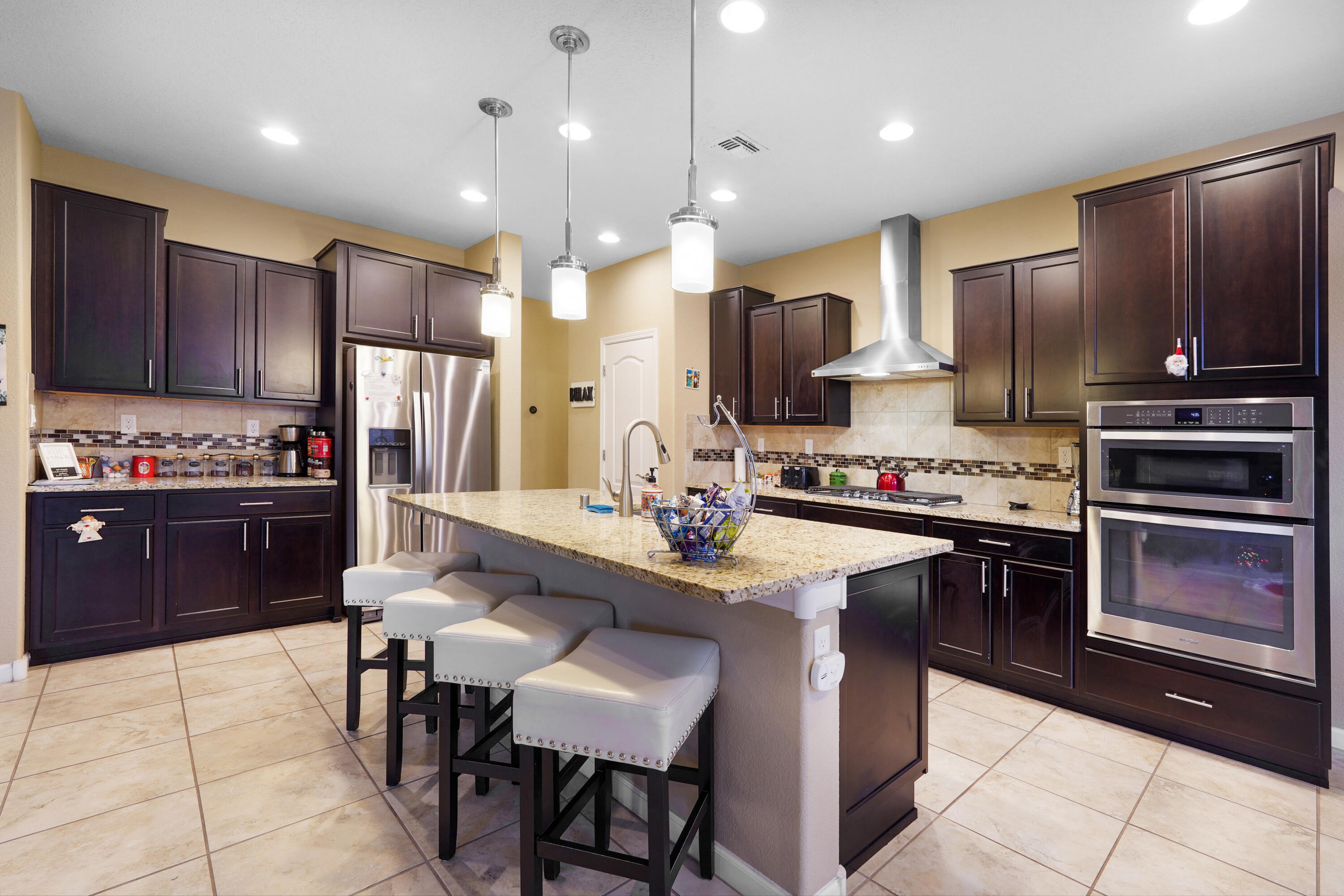 2708 Delicias Road SE