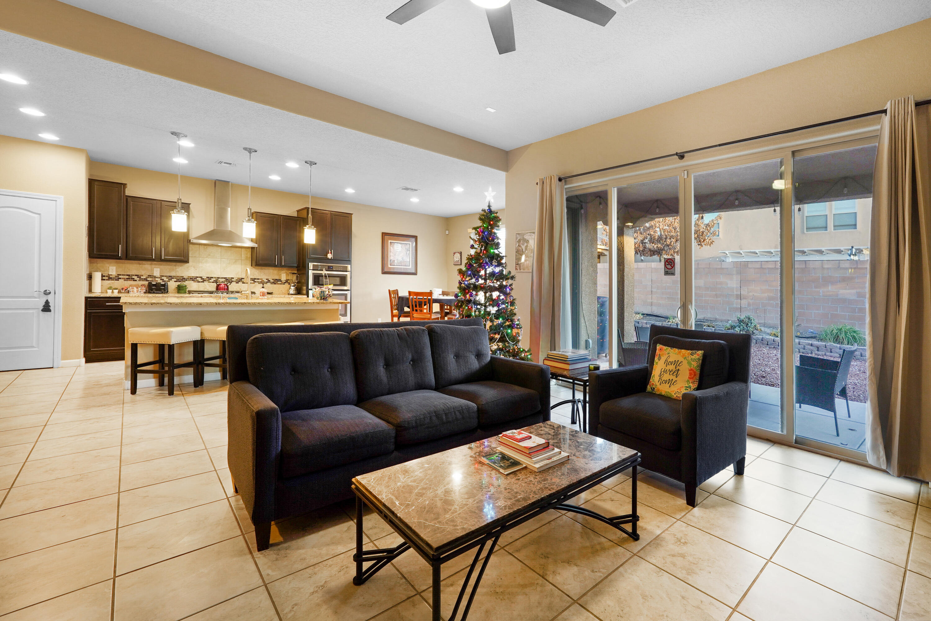 2708 Delicias Road SE