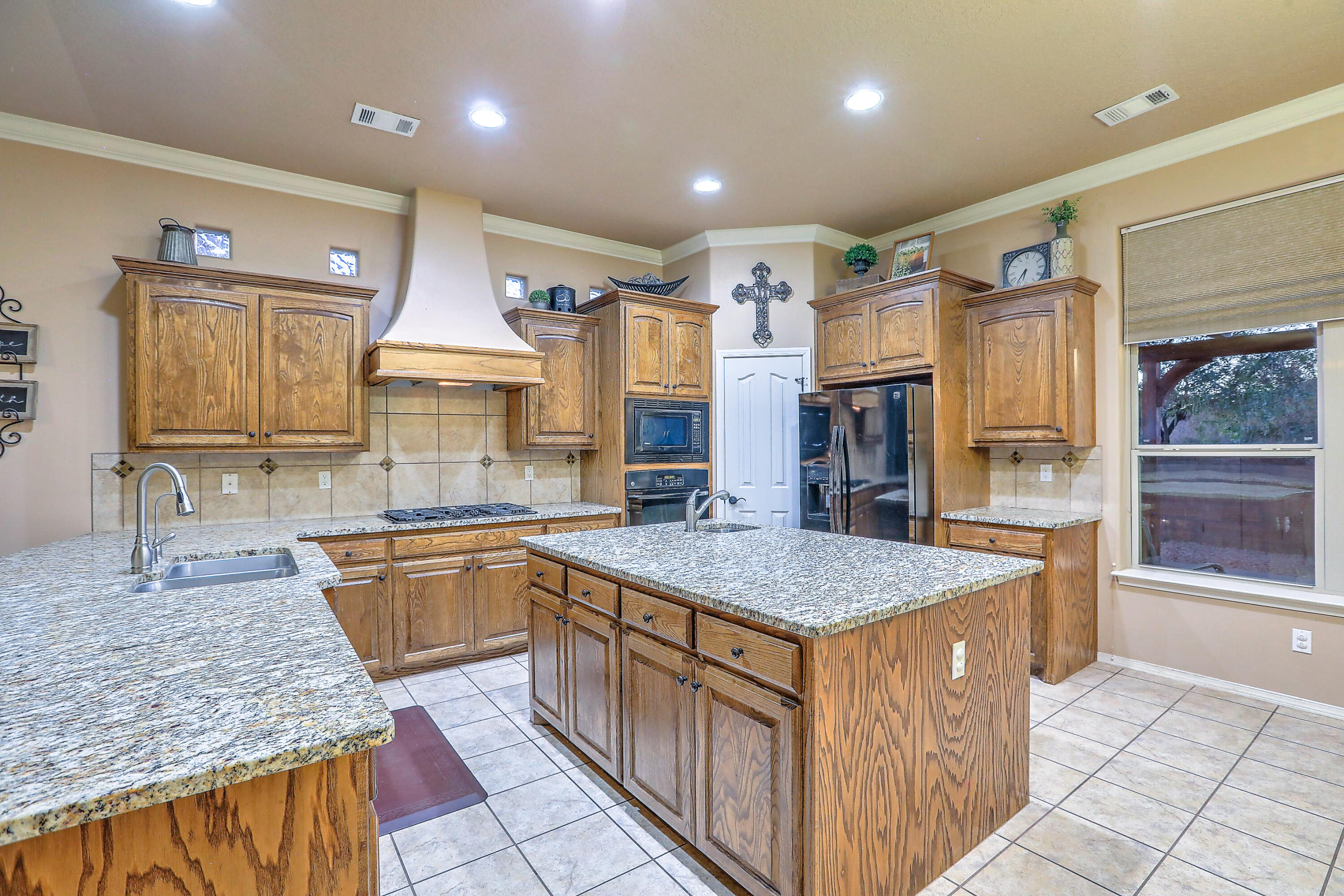 1639 Vista De Colinas Drive, Rio Rancho, New Mexico image 16