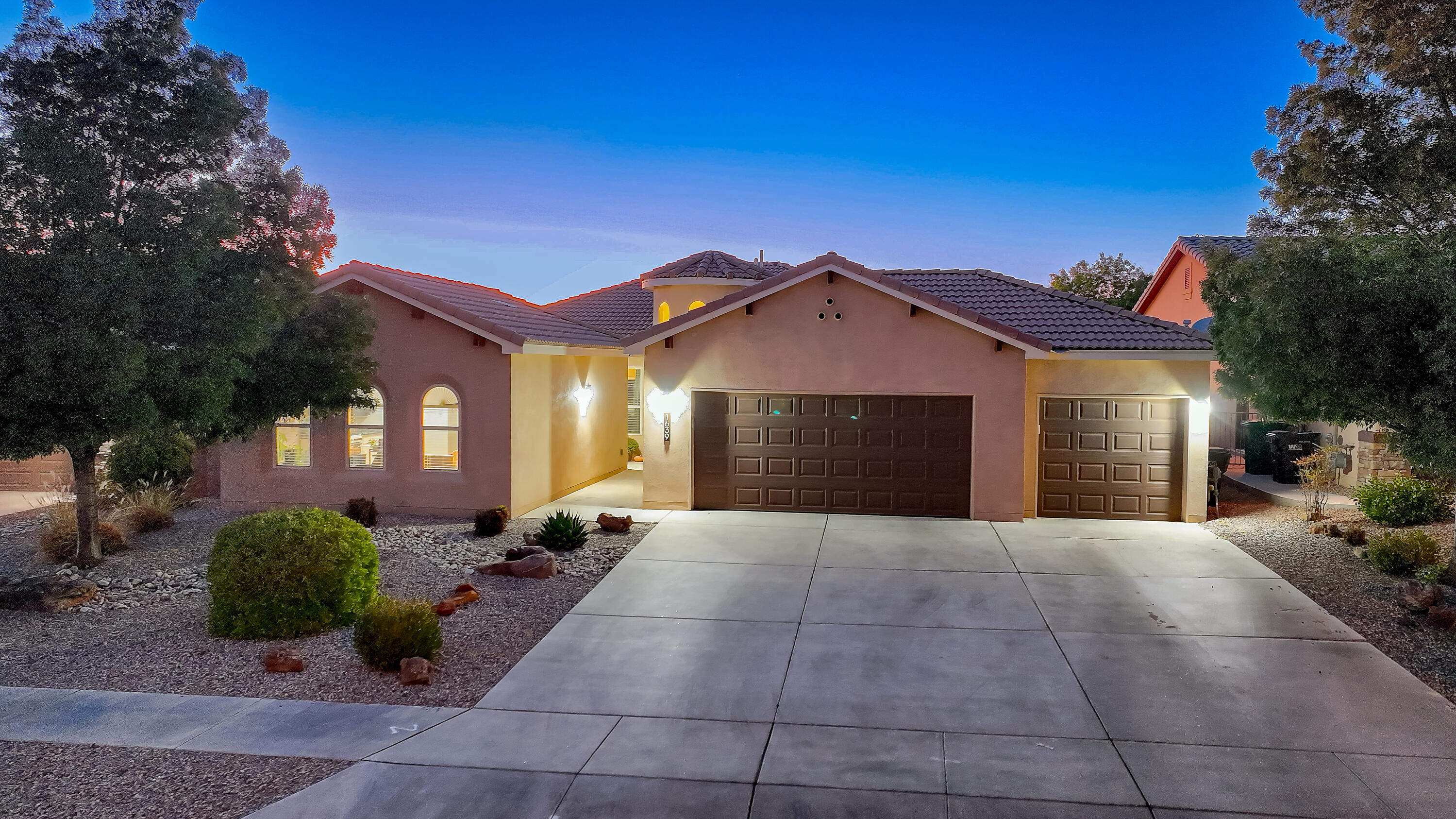 1639 Vista De Colinas Drive, Rio Rancho, New Mexico image 41