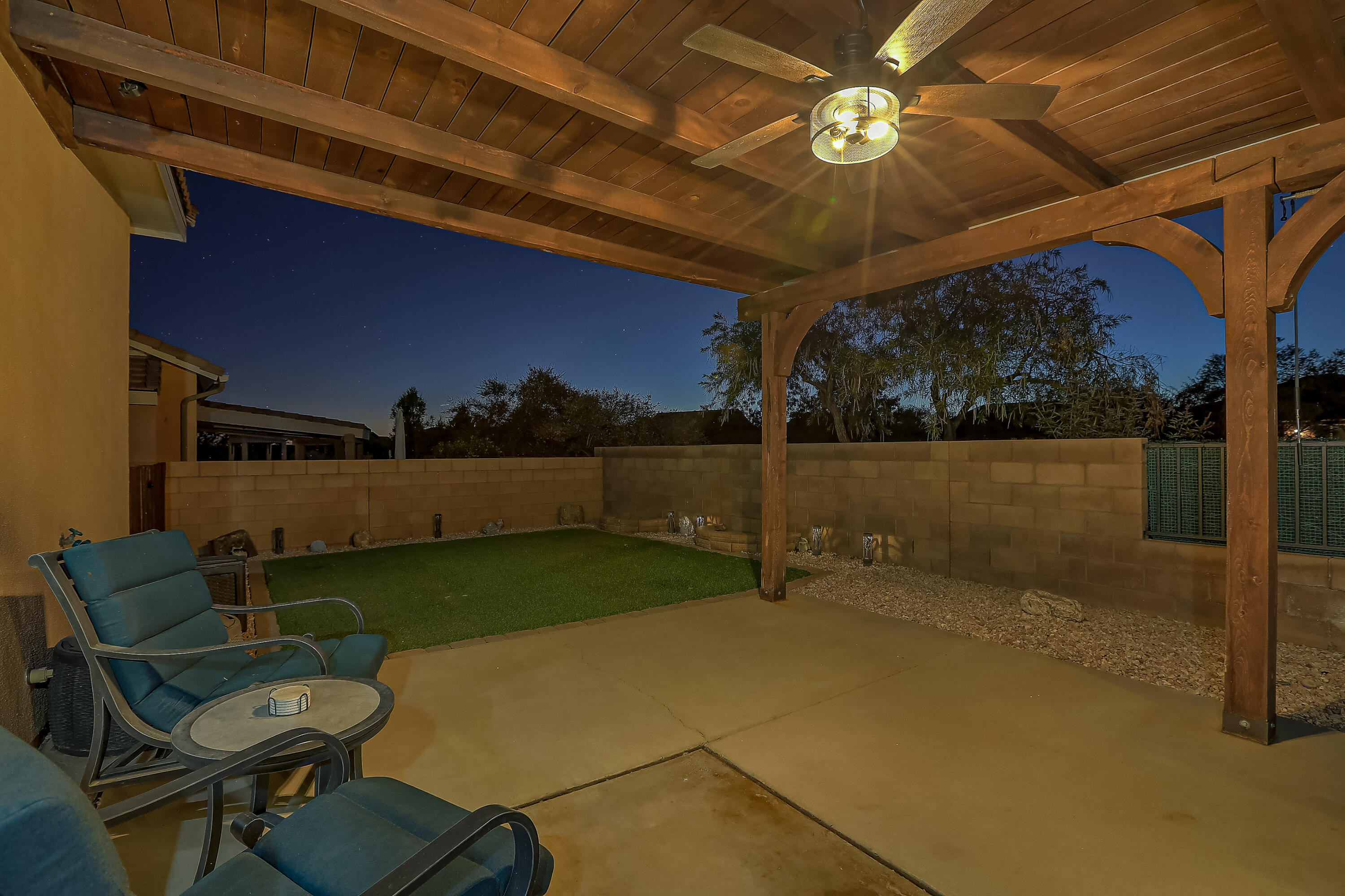 1639 Vista De Colinas Drive, Rio Rancho, New Mexico image 47