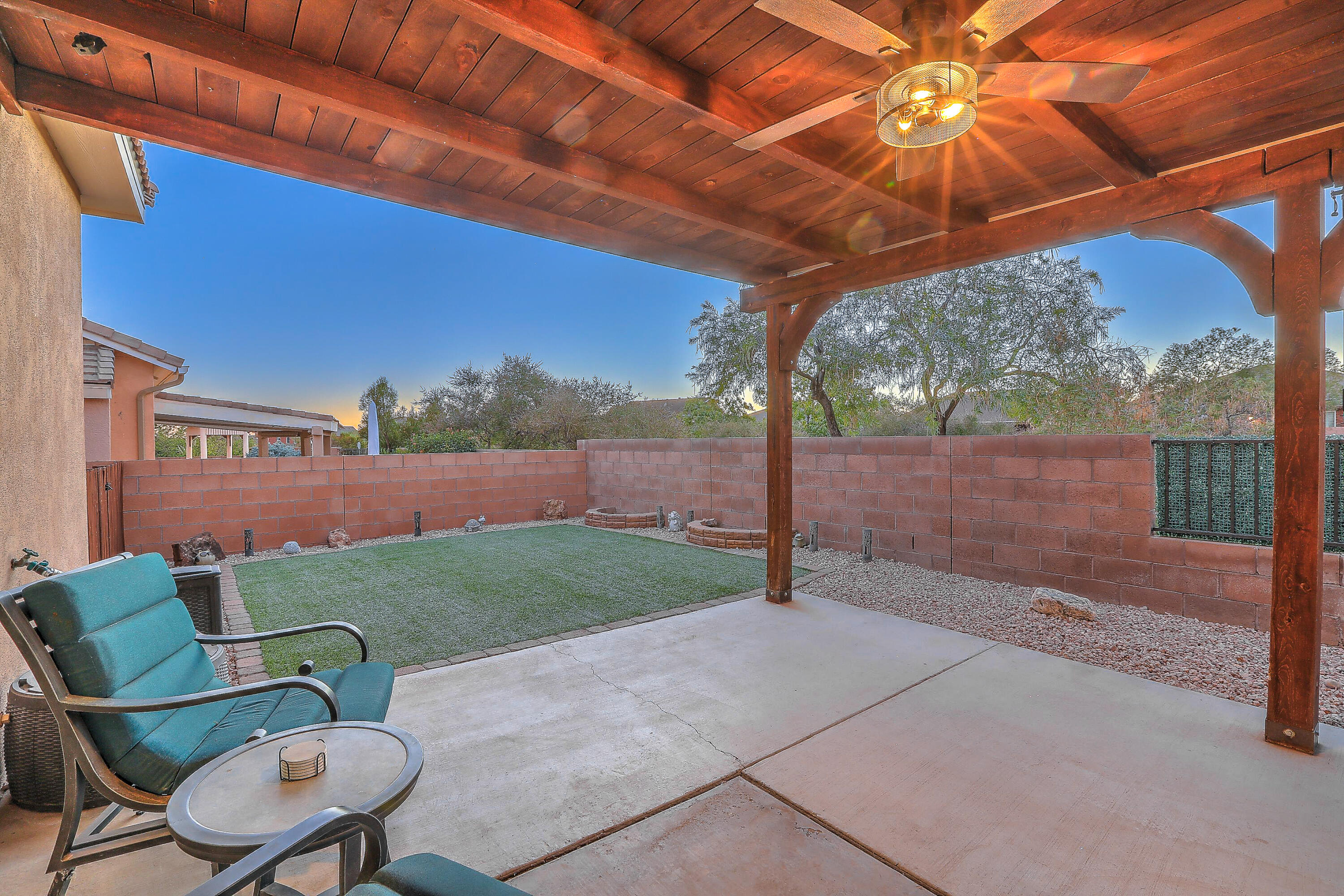 1639 Vista De Colinas Drive, Rio Rancho, New Mexico image 34