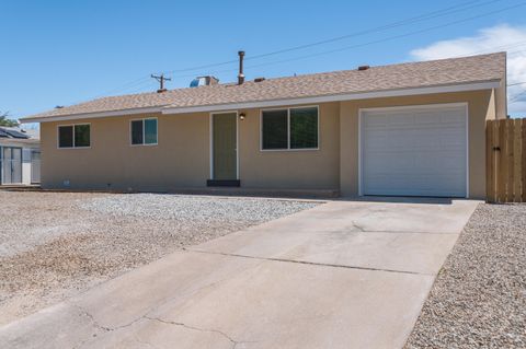 Photo of 4204 Morningside Drive NE, Albuquerque, NM 87110 (MLS # 1102728)