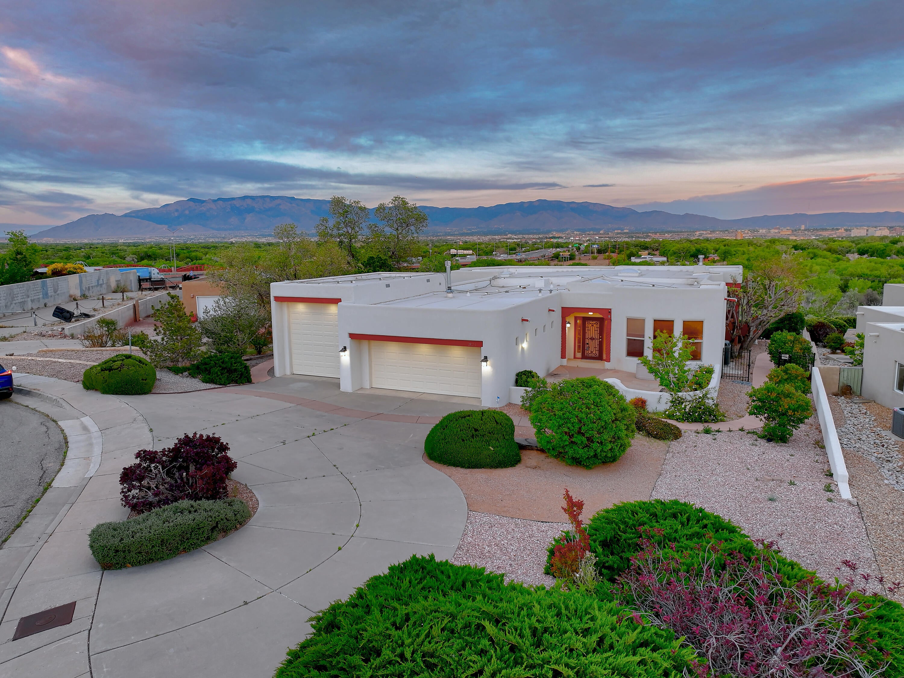 1824 Calle Del Vista Road NW