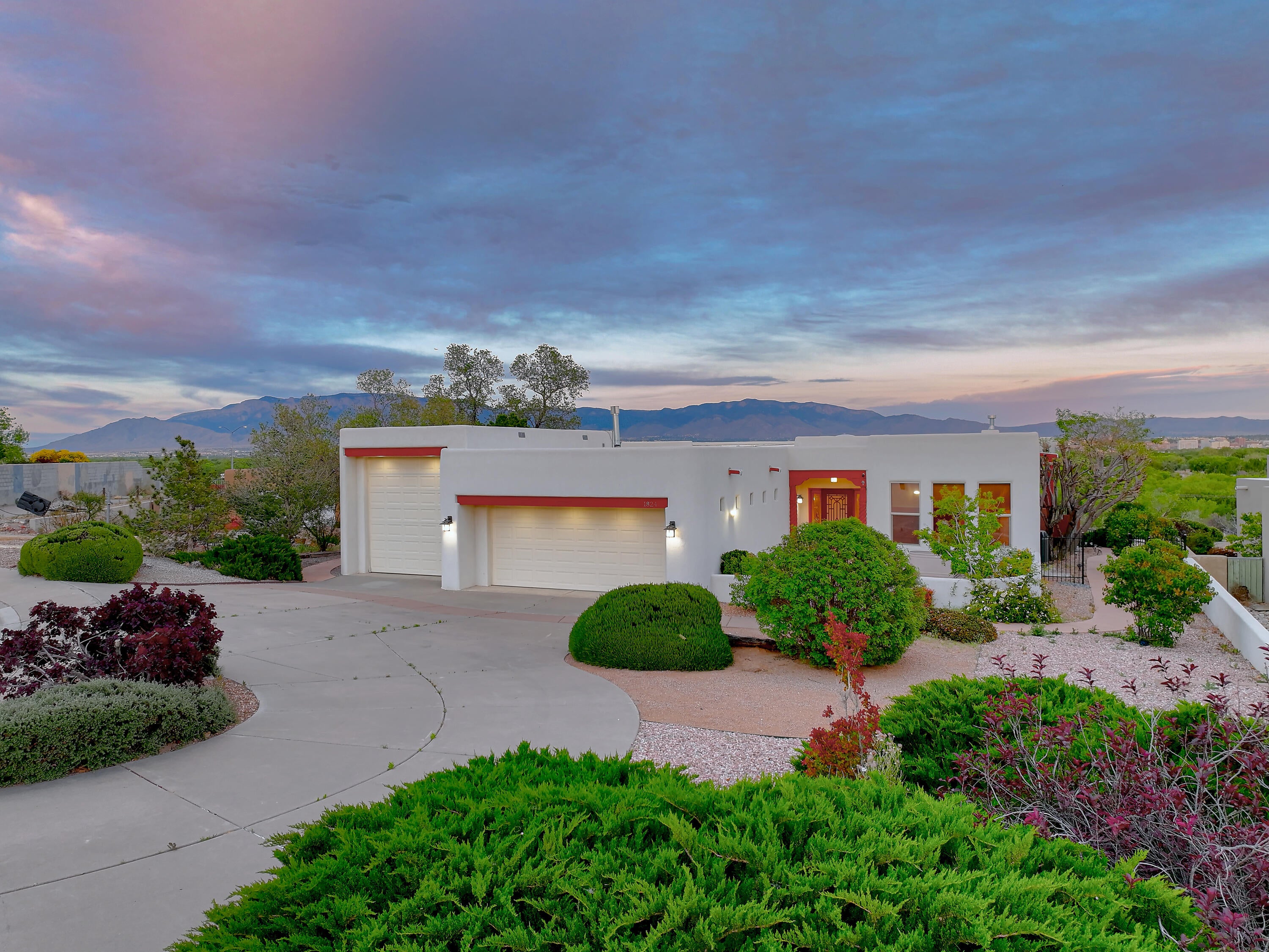 1824 Calle Del Vista Road NW