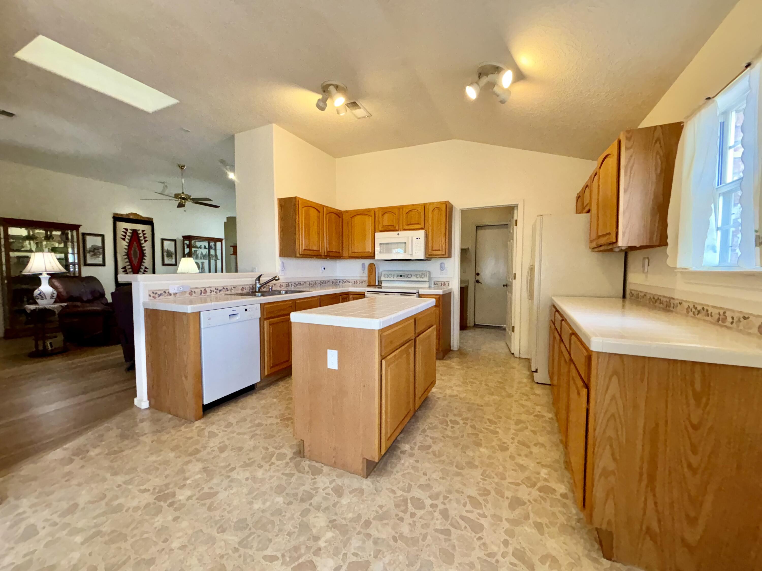 1861 Montara Court, Los Lunas, New Mexico image 10