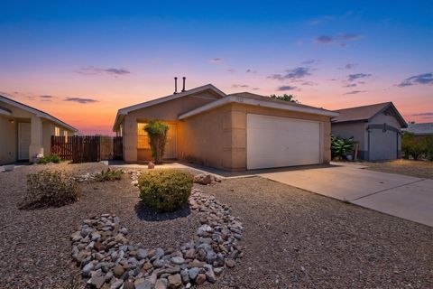 Homes For Sale - 1922 Shadetree Drive<br/> Albuquerque, NM 87121