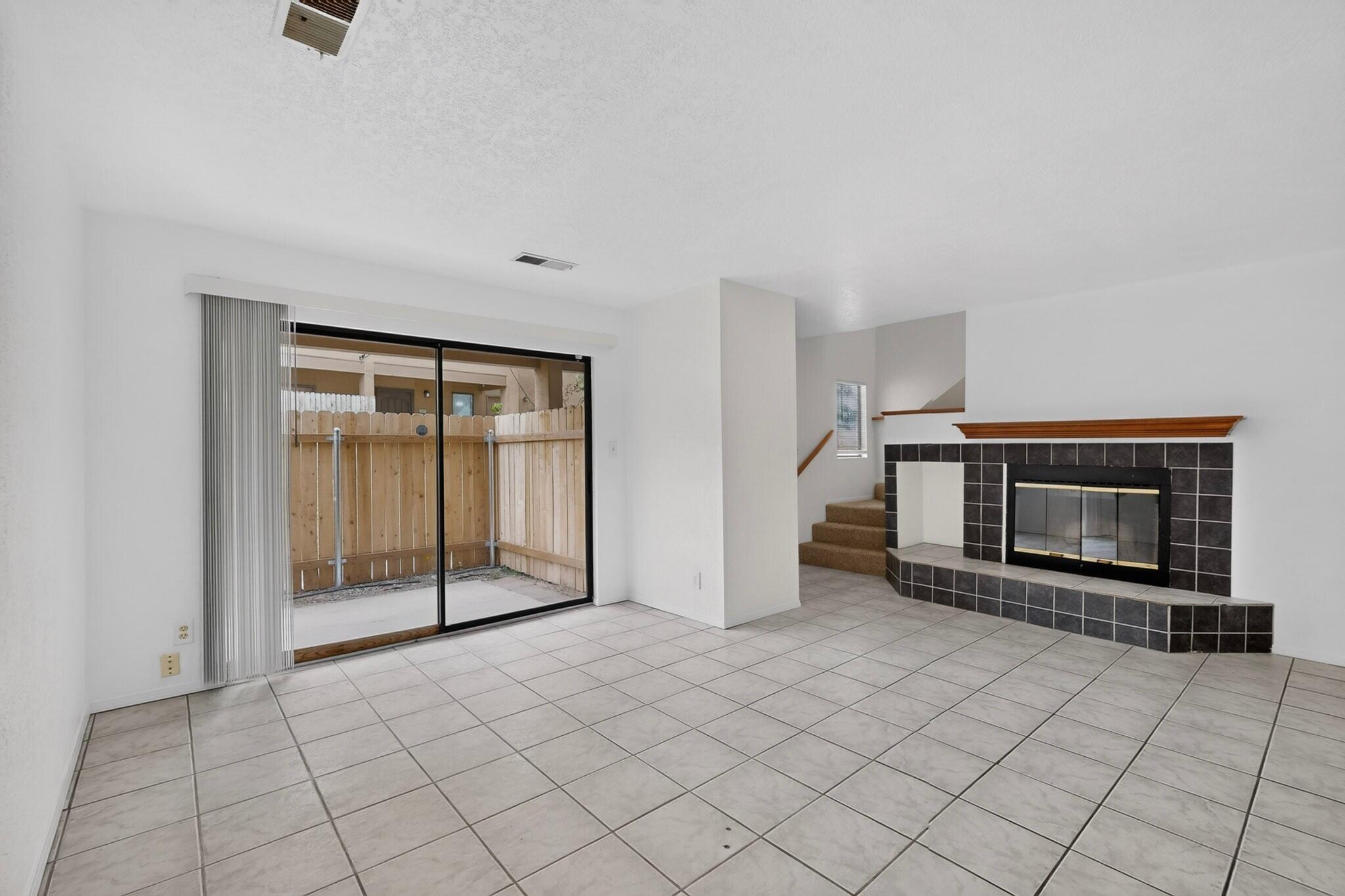 2900 Vista Del Rey NE UNIT 25B