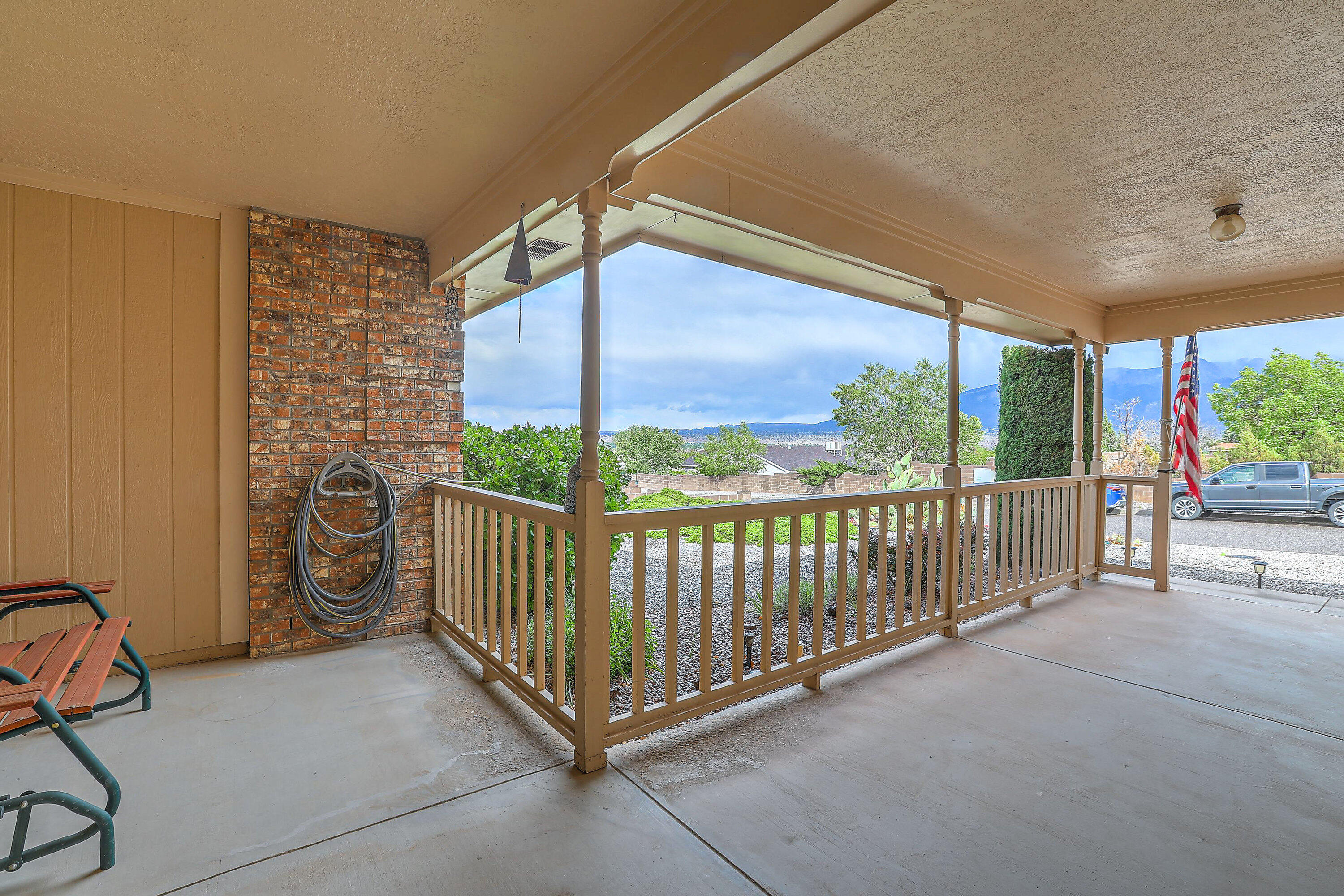 2381 Agua Fria Drive, Rio Rancho, New Mexico image 3