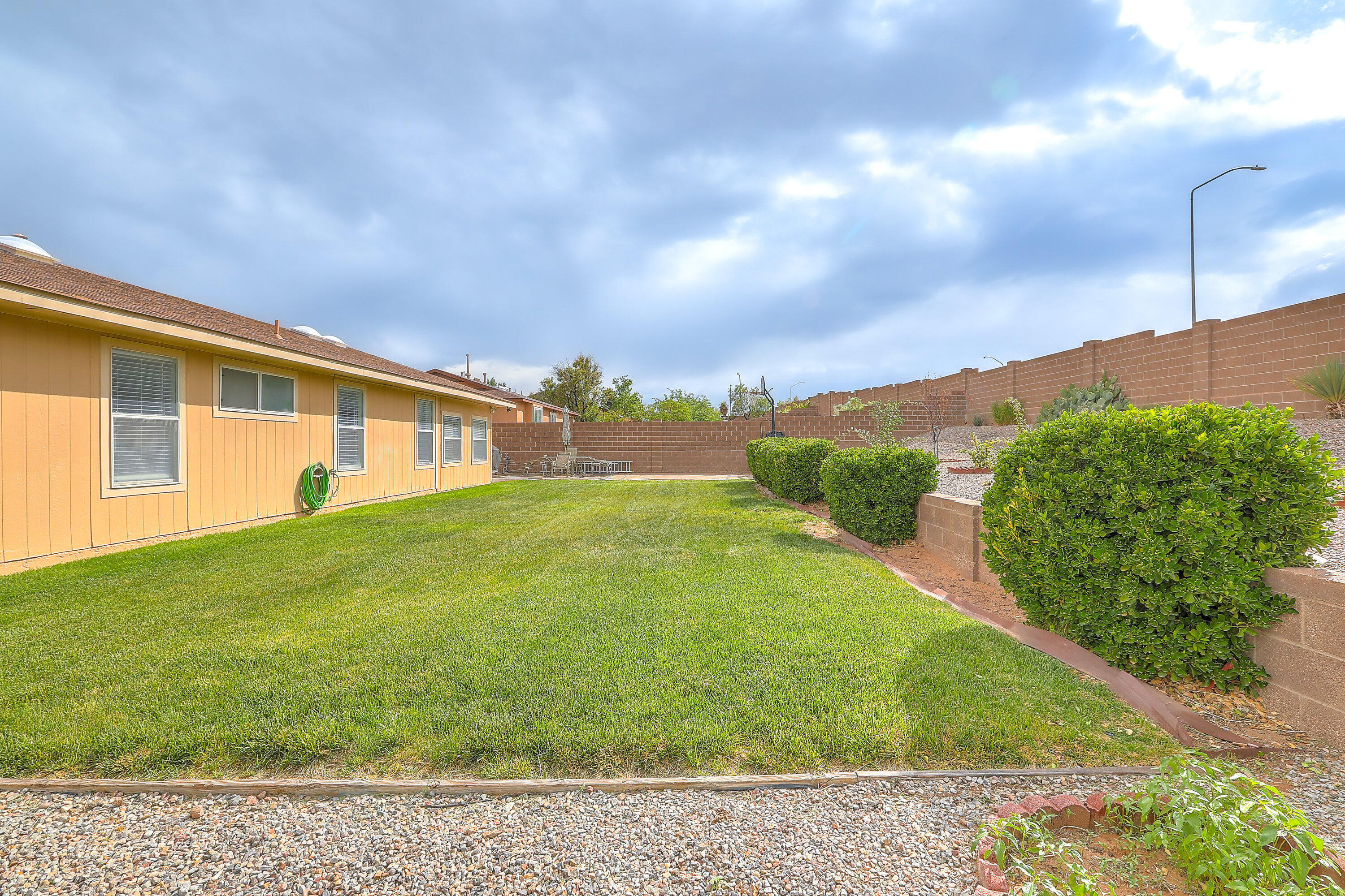 2381 Agua Fria Drive, Rio Rancho, New Mexico image 38