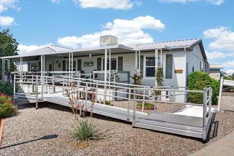 Mobile Home For Sale - 7144 Gatling Drive<br/> Bernalillo County, Albuquerque, NM 87109