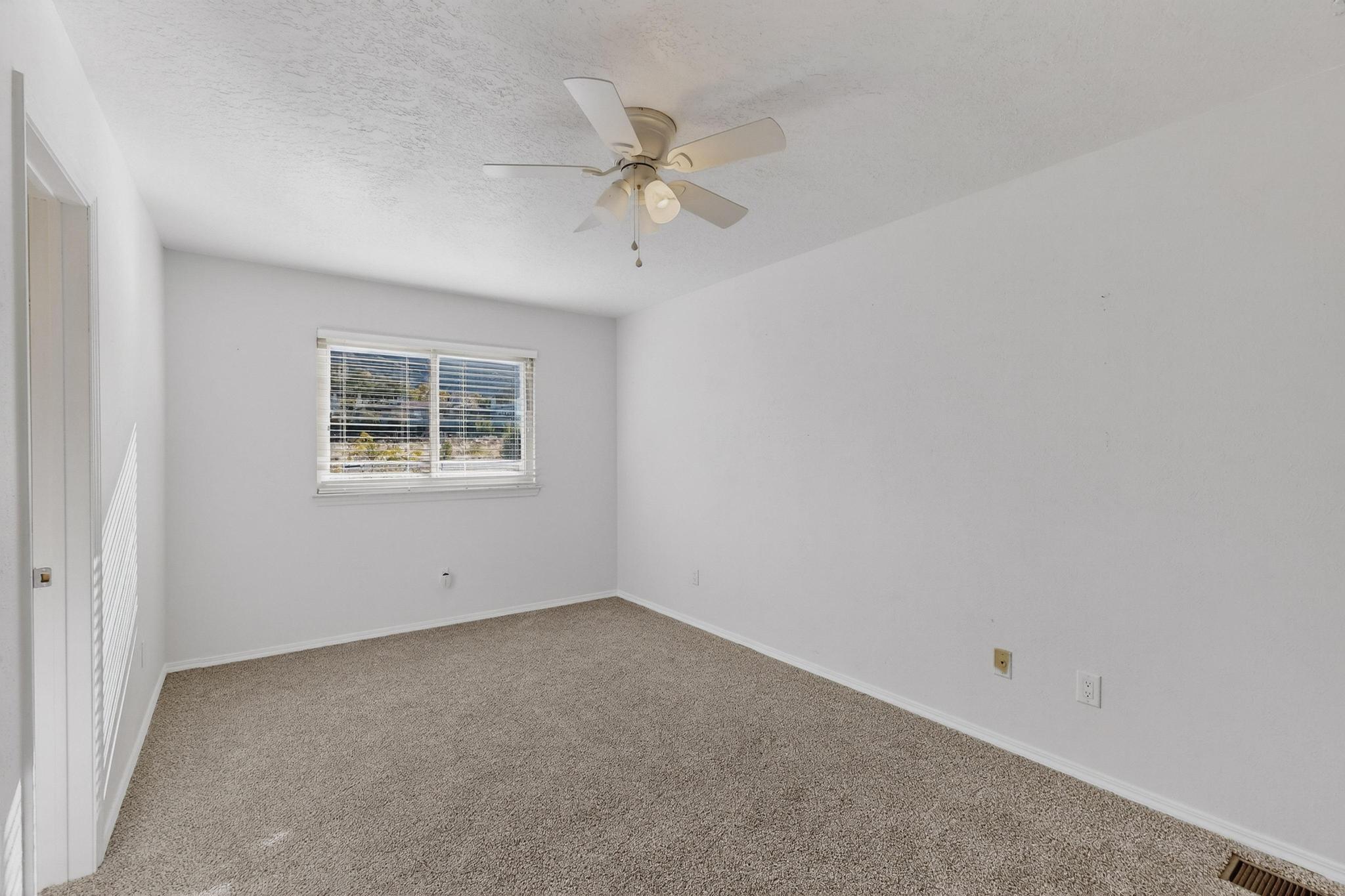 2804 Mirto Street NE