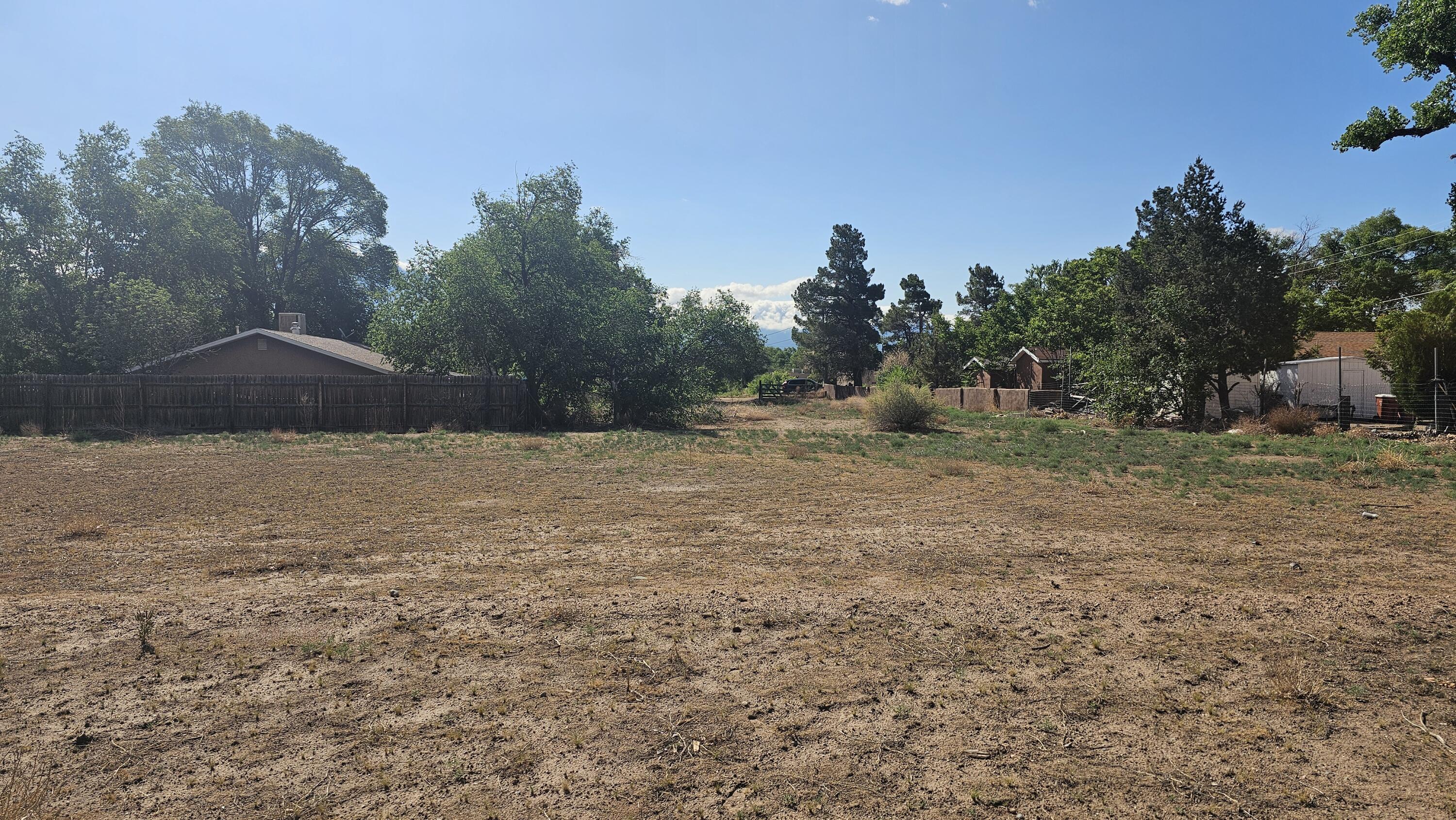 West Valverde, Corrales, New Mexico image 7
