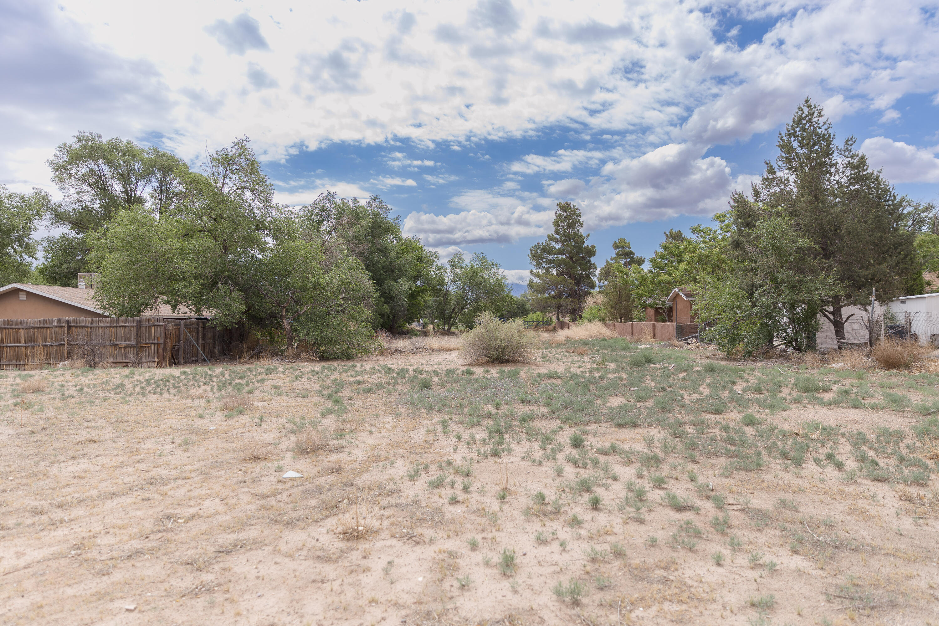 West Valverde, Corrales, New Mexico image 21