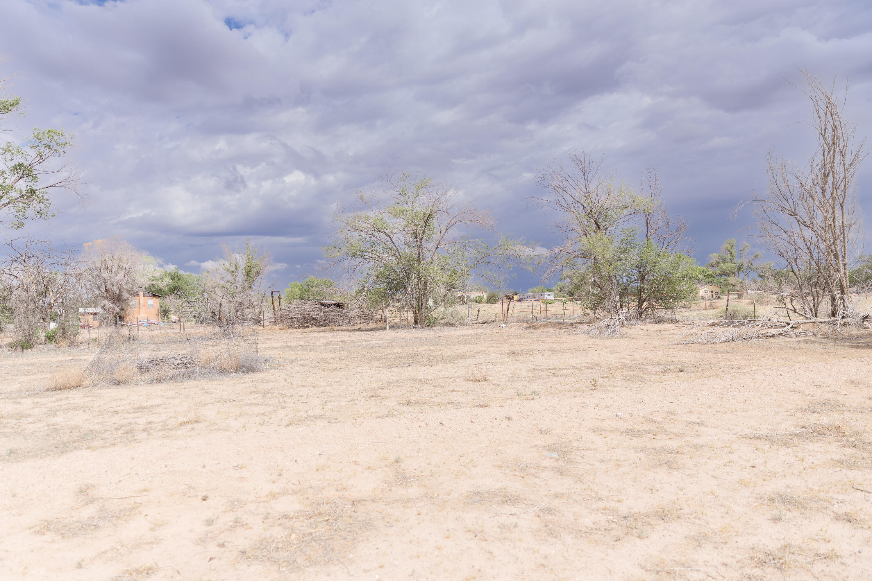 West Valverde, Corrales, New Mexico image 15