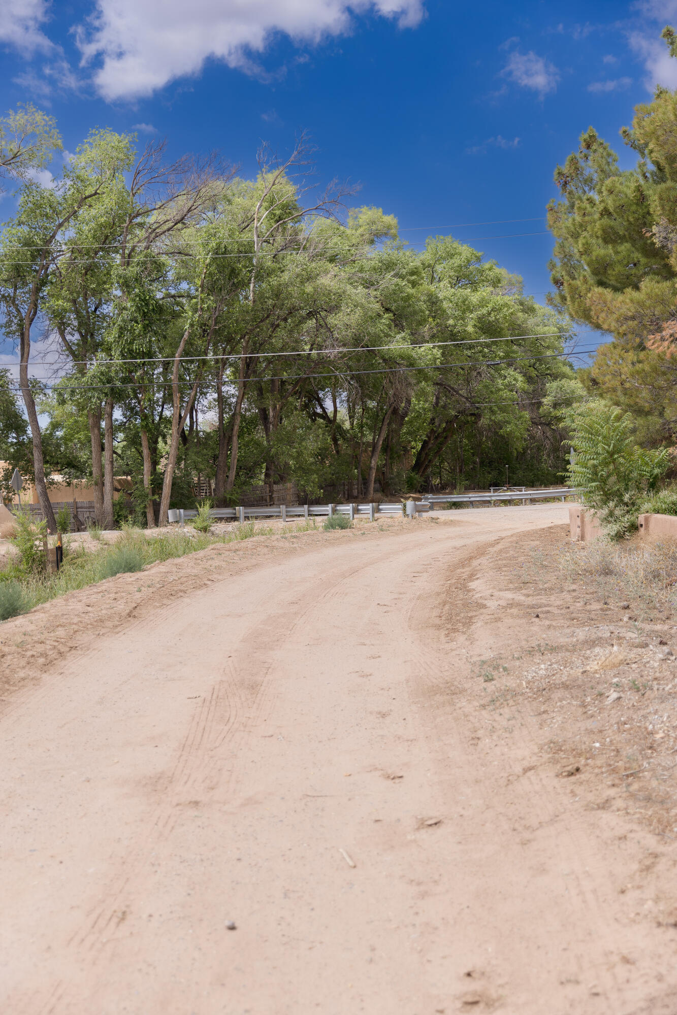 West Valverde, Corrales, New Mexico image 23
