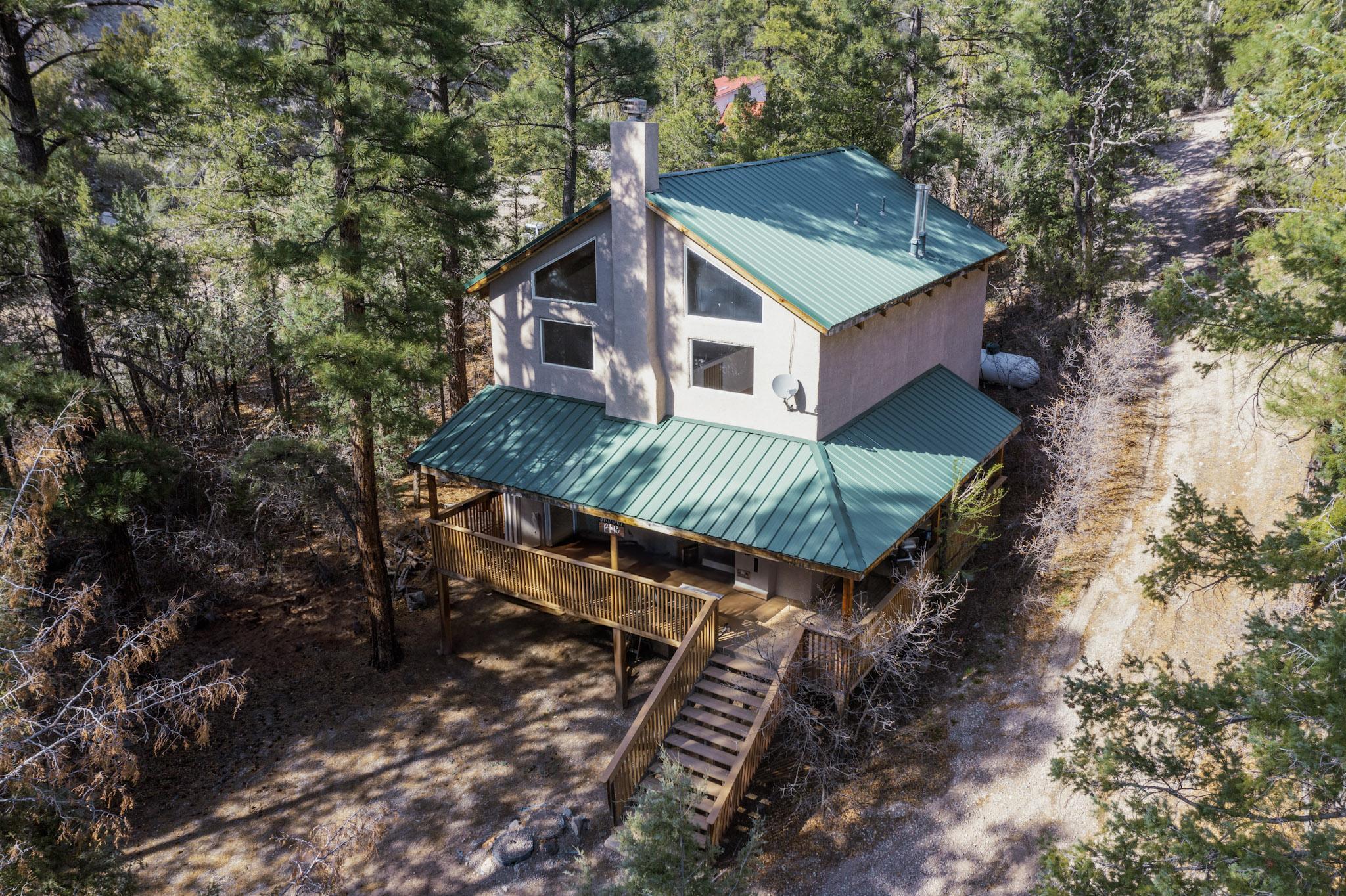 238 Entrada Drive, Jemez Springs, New Mexico image 1