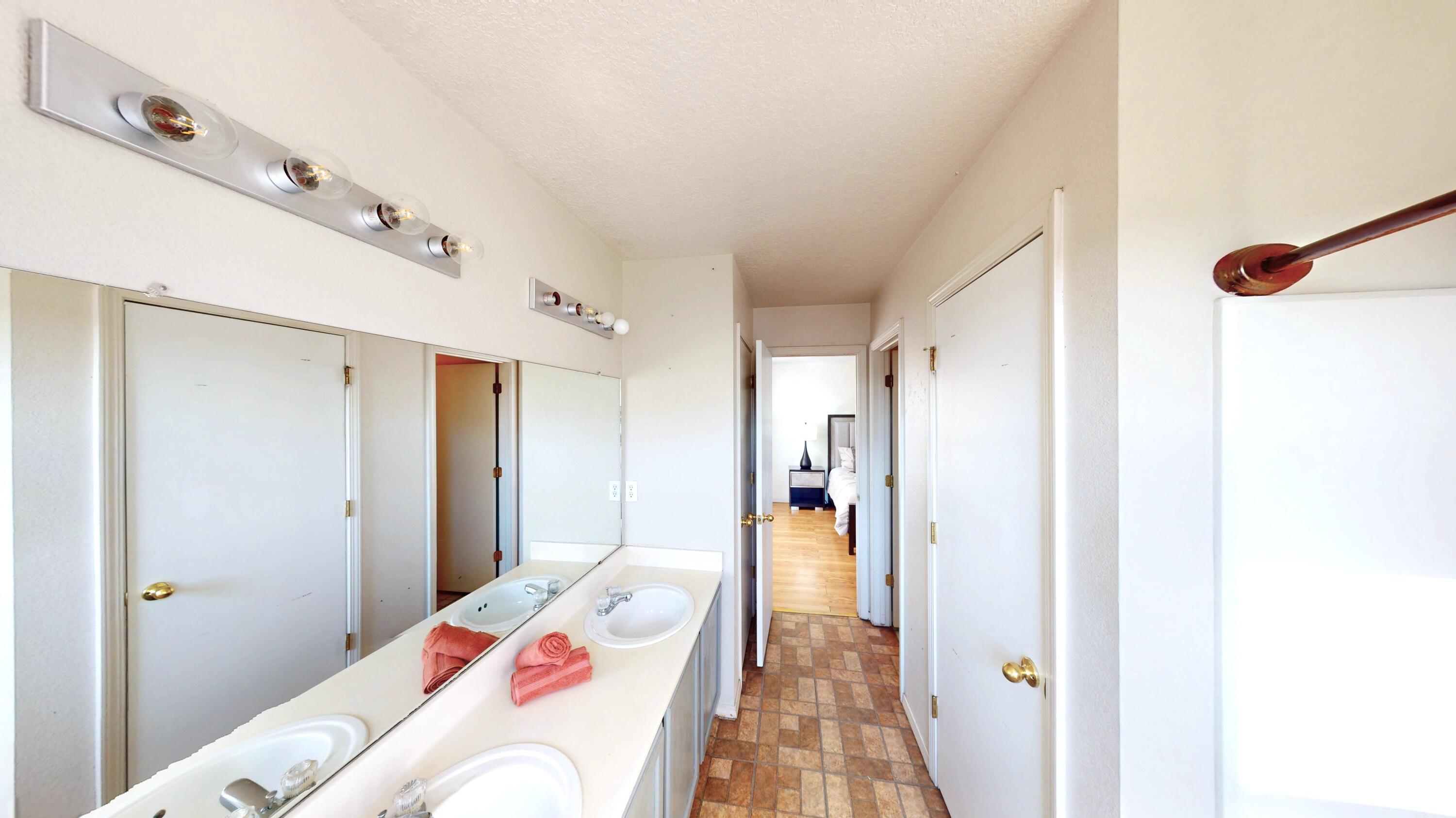 9701 Desert Pine Avenue, Albuquerque, New Mexico image 31