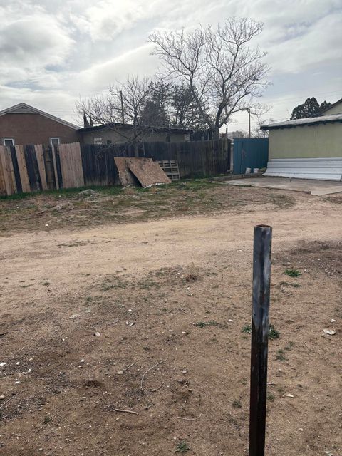 Photo of 428 Aspen Avenue NE, Albuquerque, NM 87102 (MLS # 1096559)