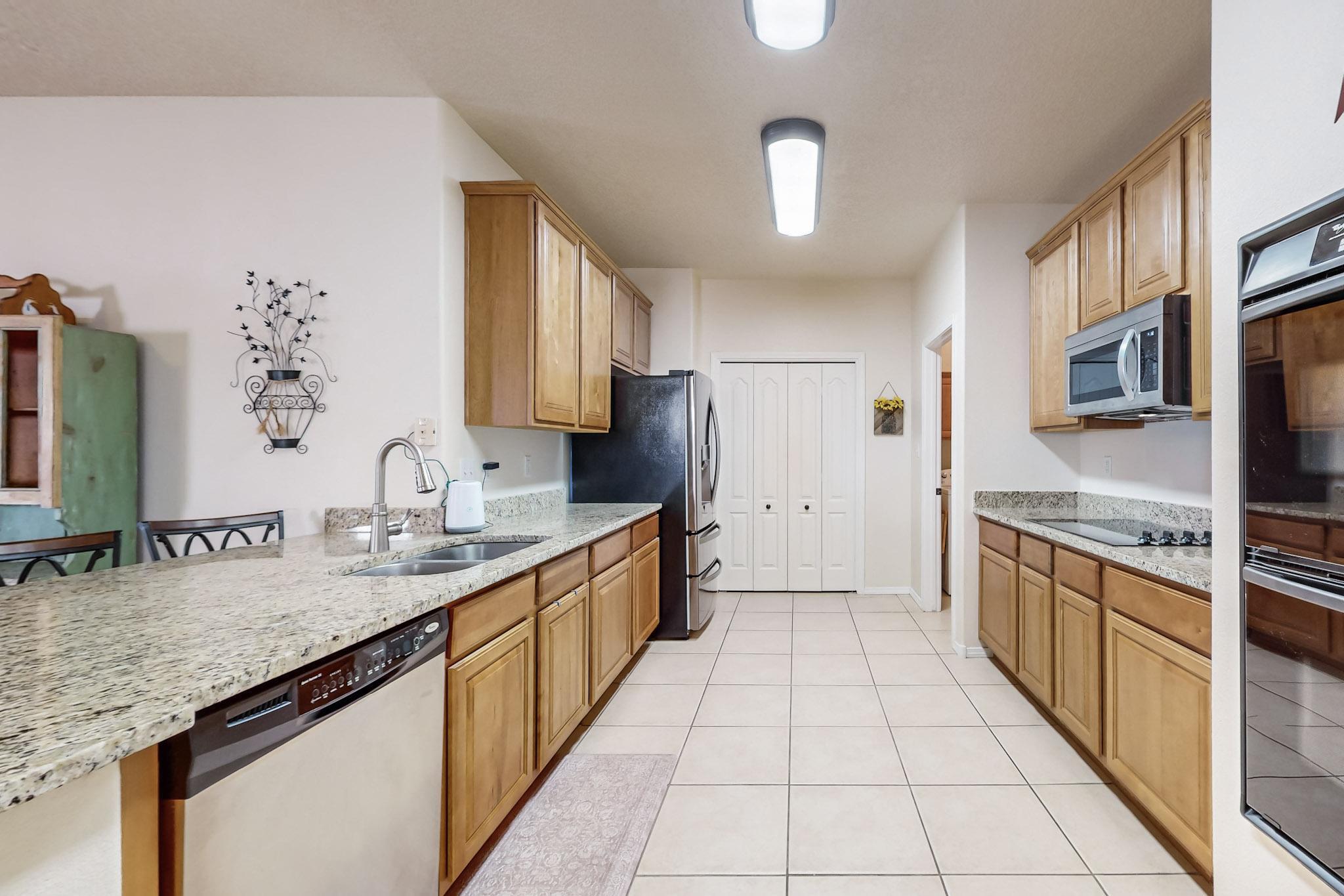 1308 Desert Ridge Drive, Rio Rancho, New Mexico image 10