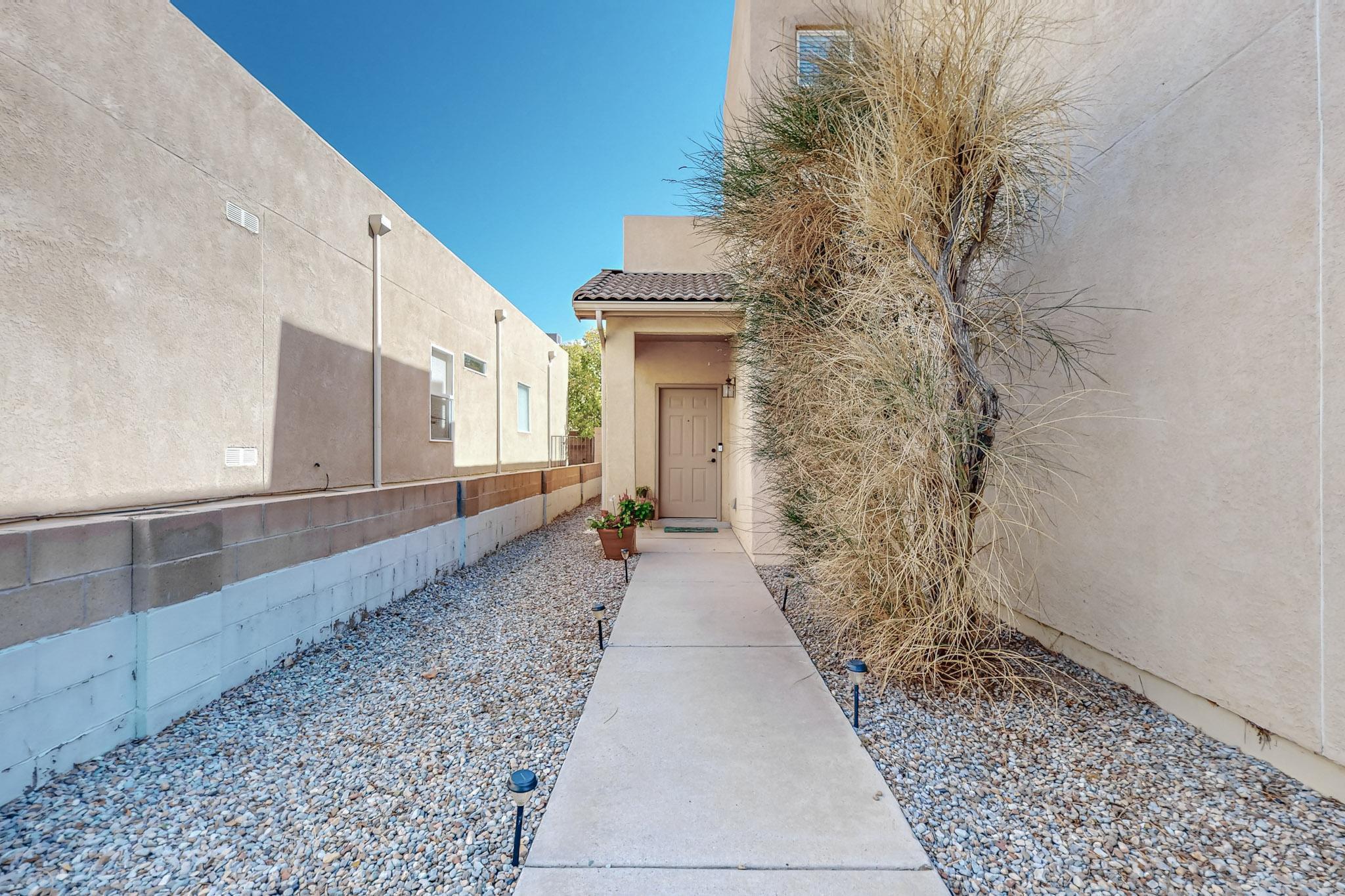 1308 Desert Ridge Drive, Rio Rancho, New Mexico image 4