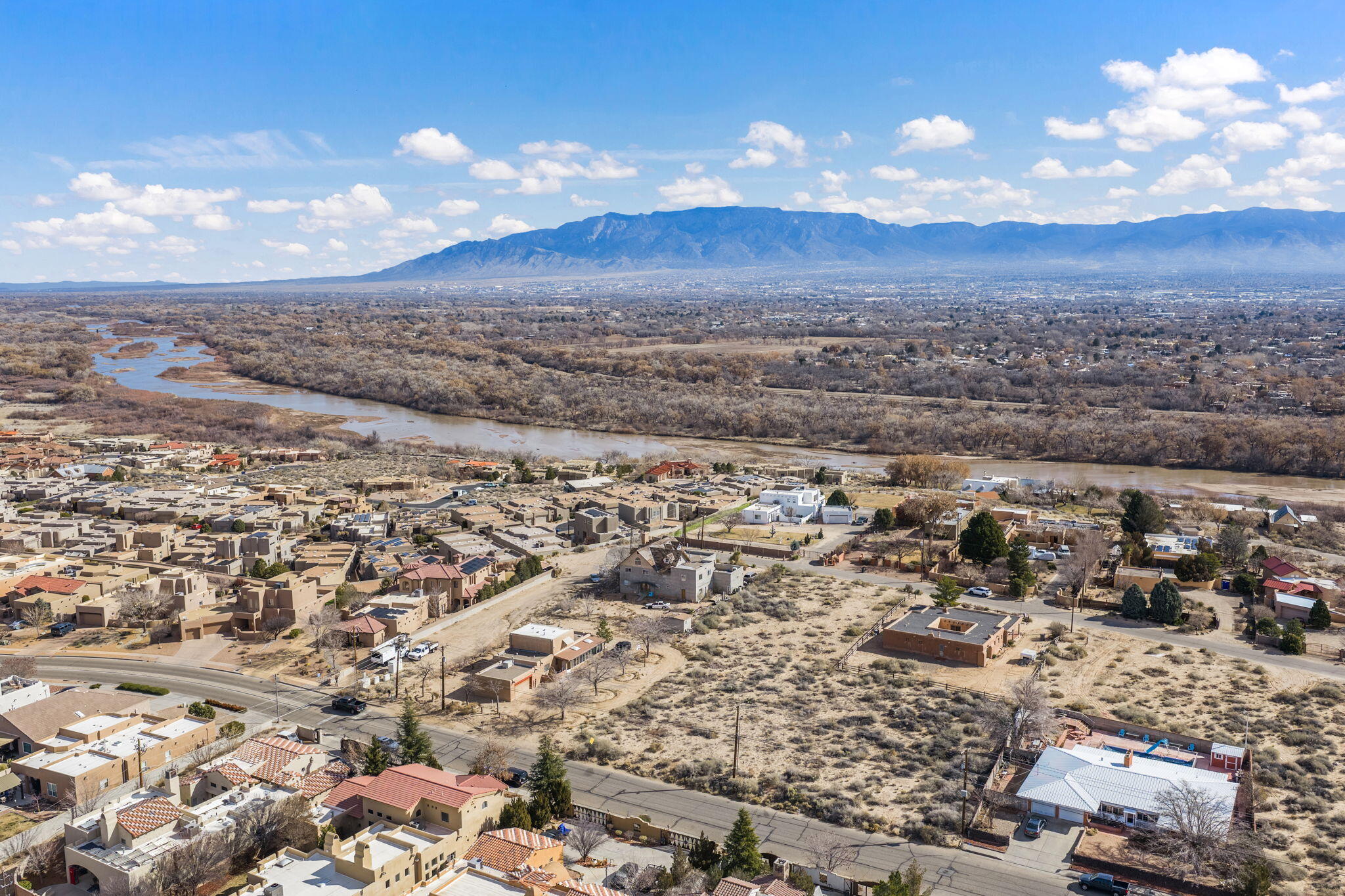 Alamogordo Drive NW