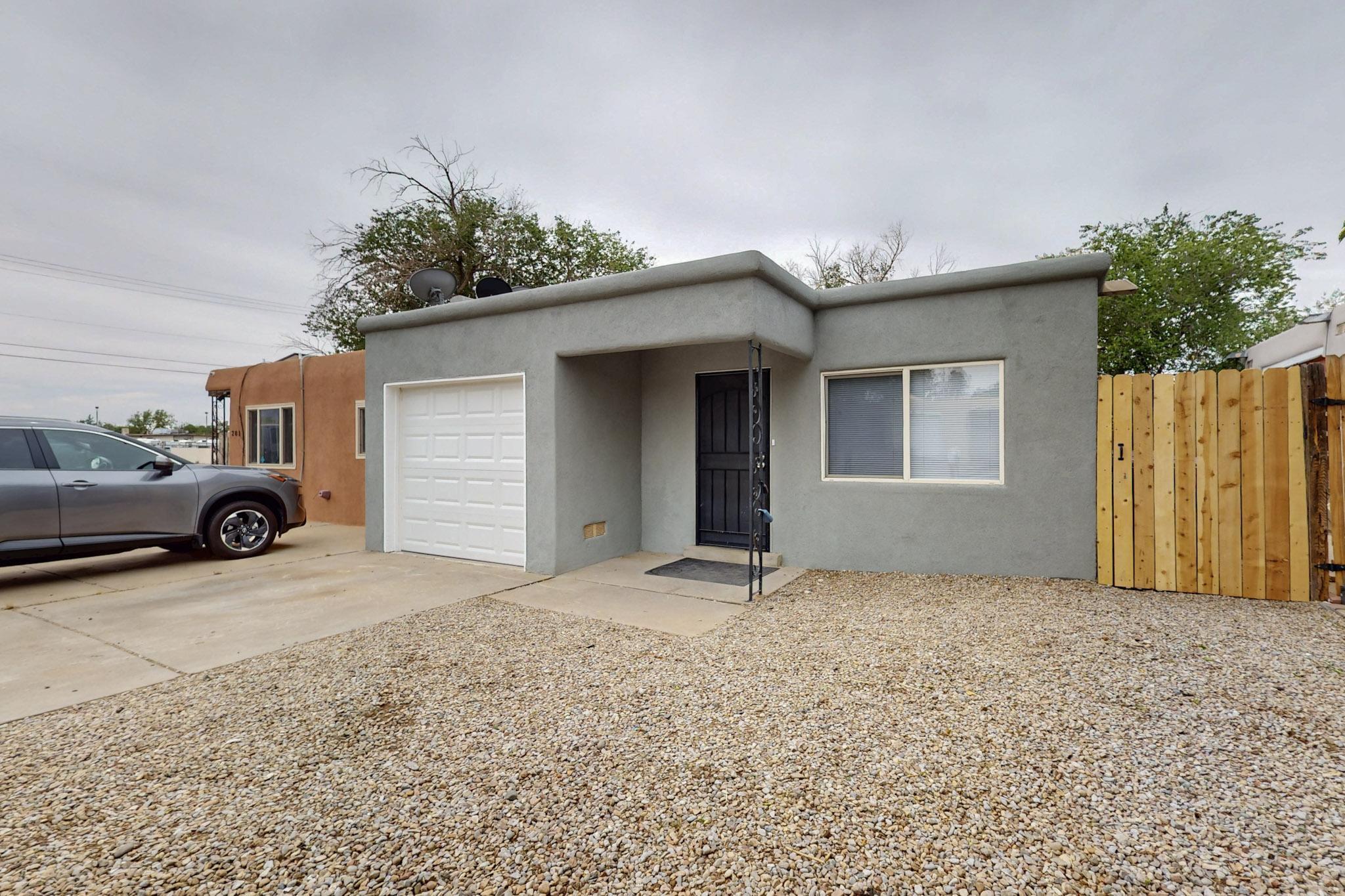 205 Zena Lona Street, Albuquerque, New Mexico image 2