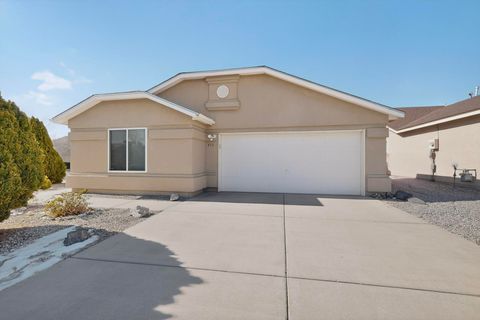 Photo of 515 Deschutes Street SE, Albuquerque, NM 87123 (MLS # 1097780)