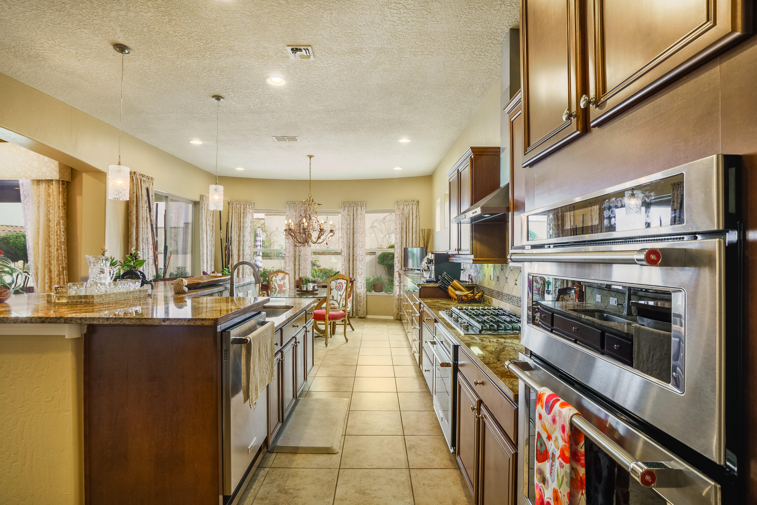 9300 Iron Creek Lane, Albuquerque, New Mexico image 16