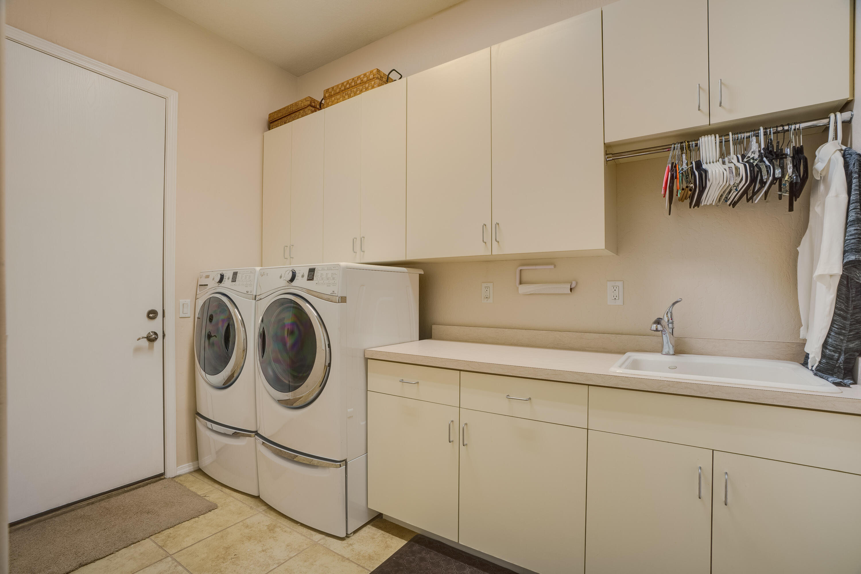 9300 Iron Creek Lane, Albuquerque, New Mexico image 46