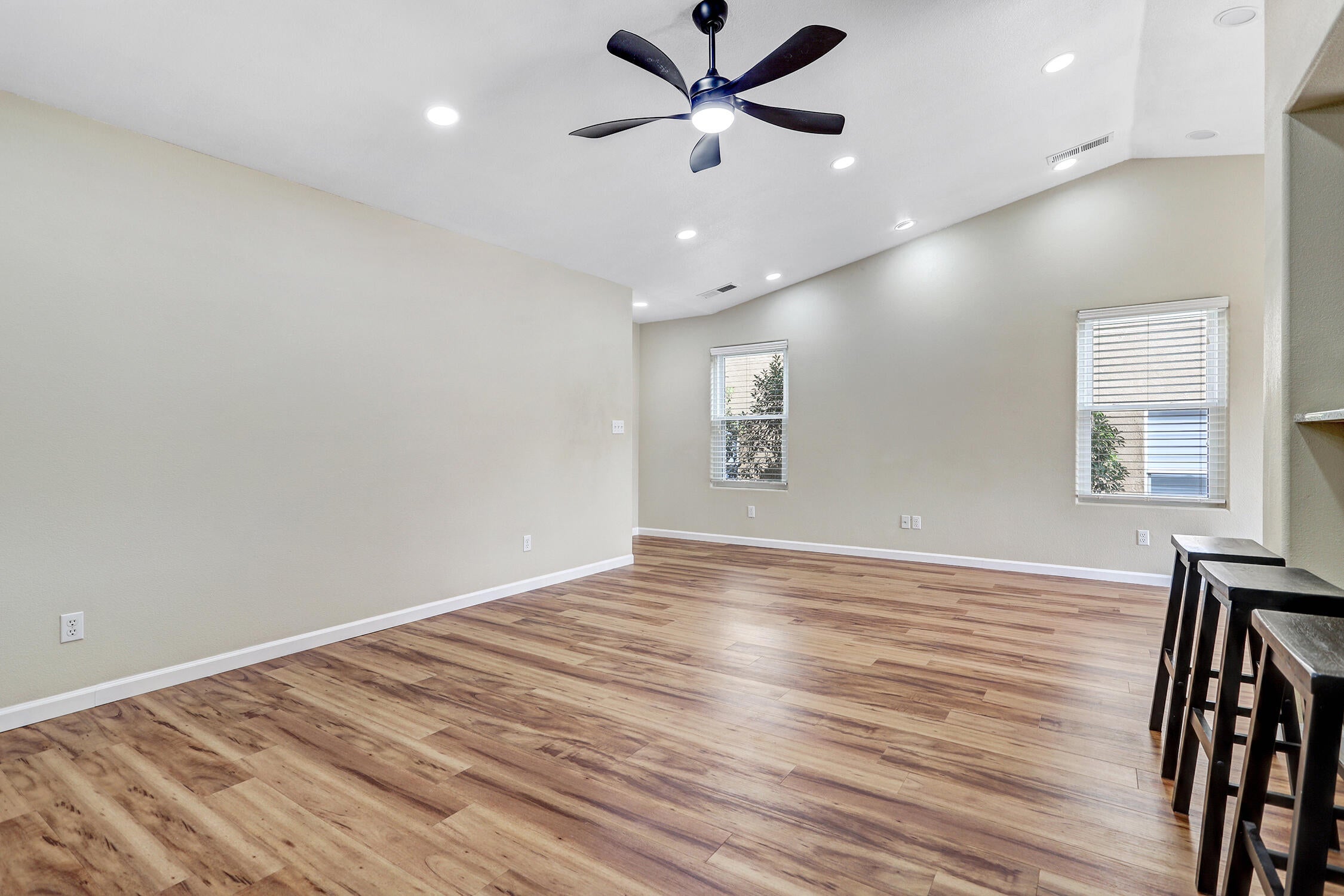 7708 Snowy Egret Court NW