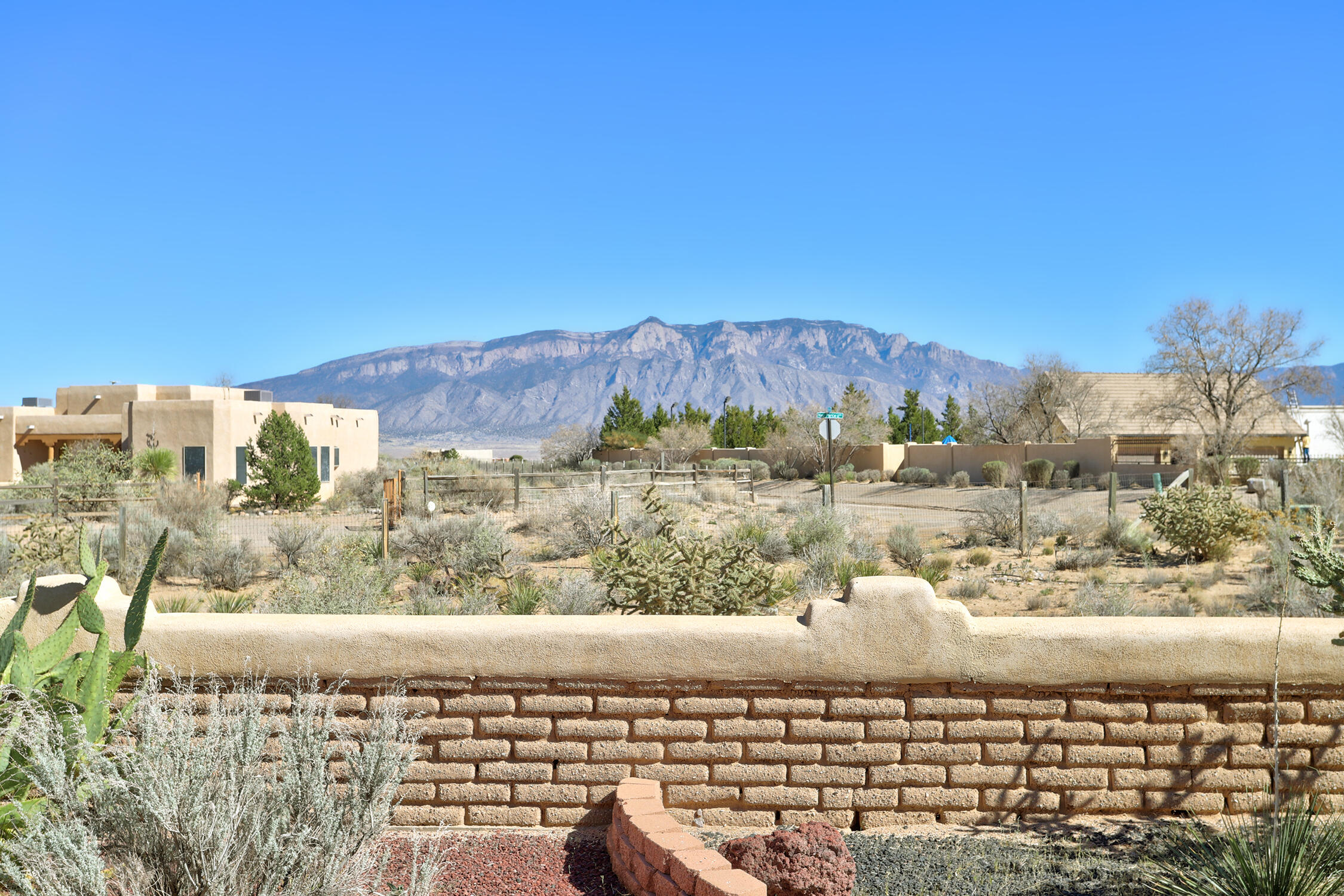 1701 Nez Perce Loop NE