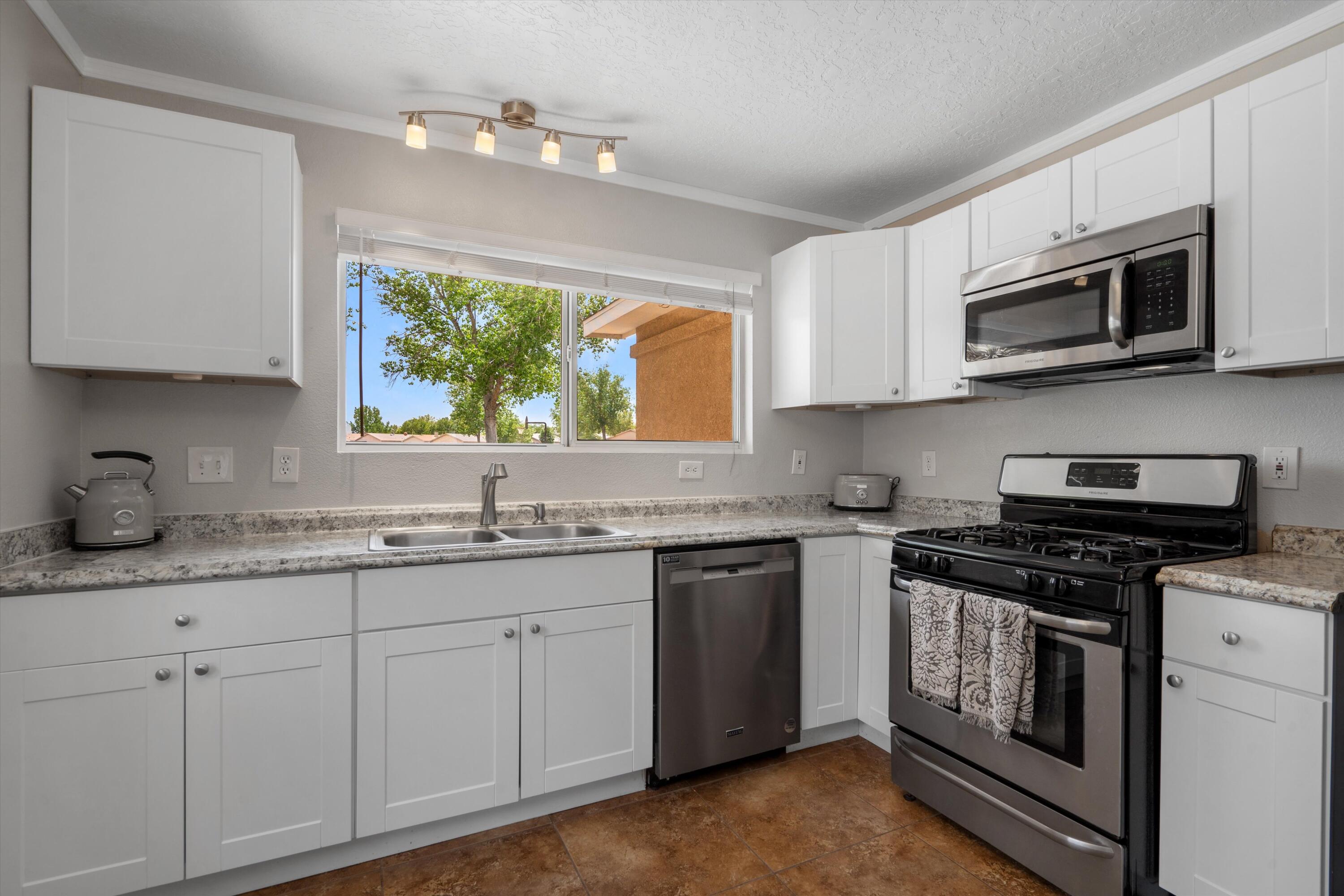 601 Clayton Meadows Drive, Rio Rancho, New Mexico image 23