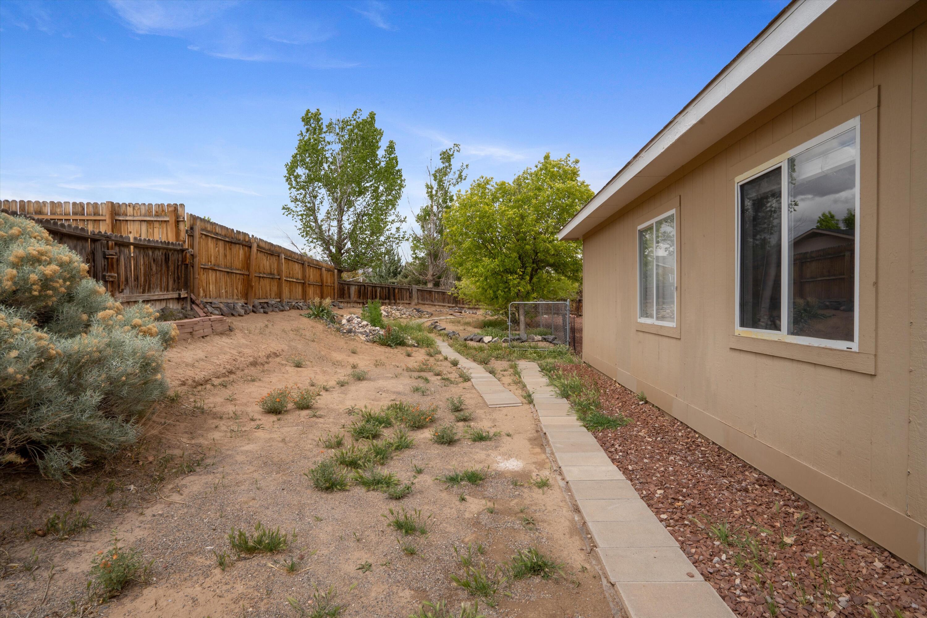 601 Clayton Meadows Drive, Rio Rancho, New Mexico image 31
