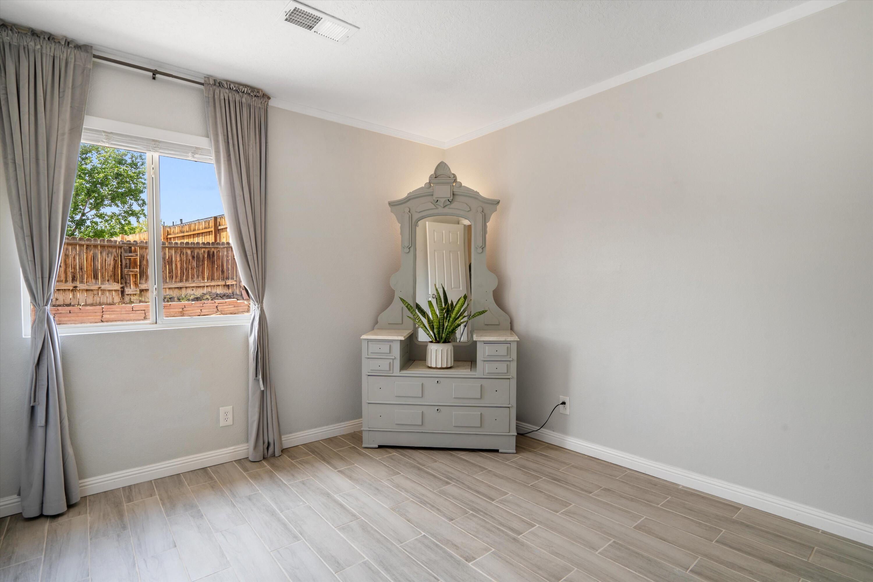 601 Clayton Meadows Drive, Rio Rancho, New Mexico image 13