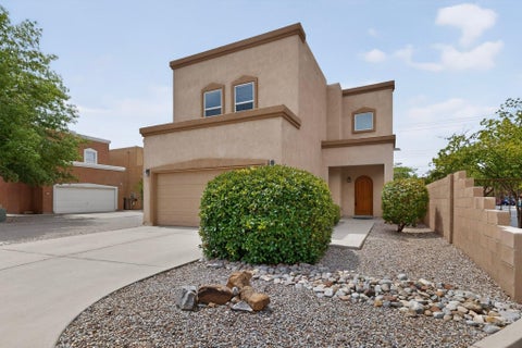 Homes For Sale - 3701 Candelarias Lane<br/> Albuquerque, NM 87107