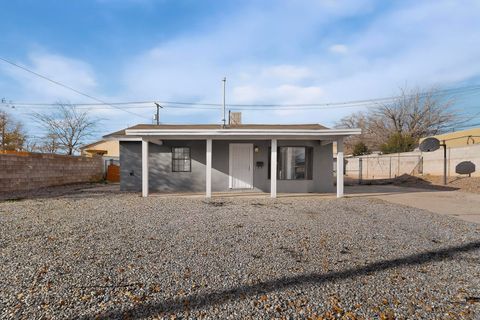 441 Loma Hermosa Drive NW Albuquerque NM 87105