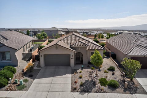 Homes For Sale - 2260 Beckham Drive<br/> Rio Rancho, NM 87144