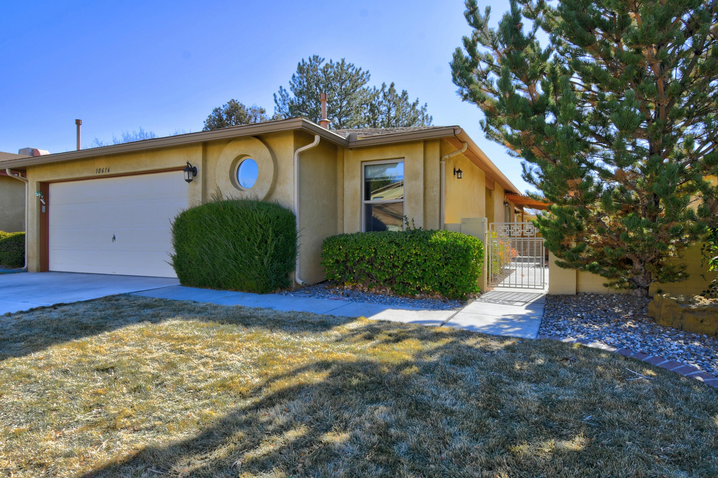 10616 Towne Park Drive, Albuquerque, New Mexico image 1