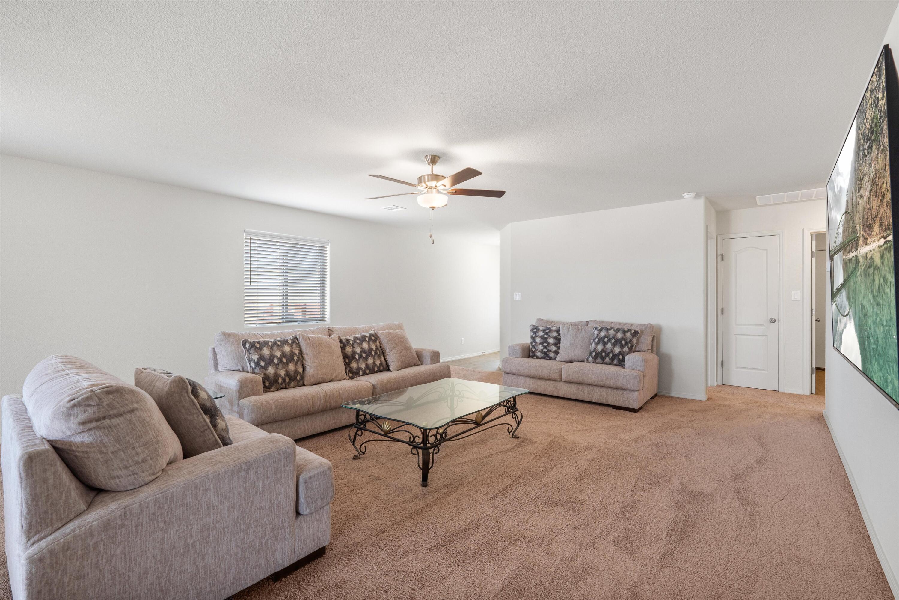 3884 Hernandez Street, Los Lunas, New Mexico image 3
