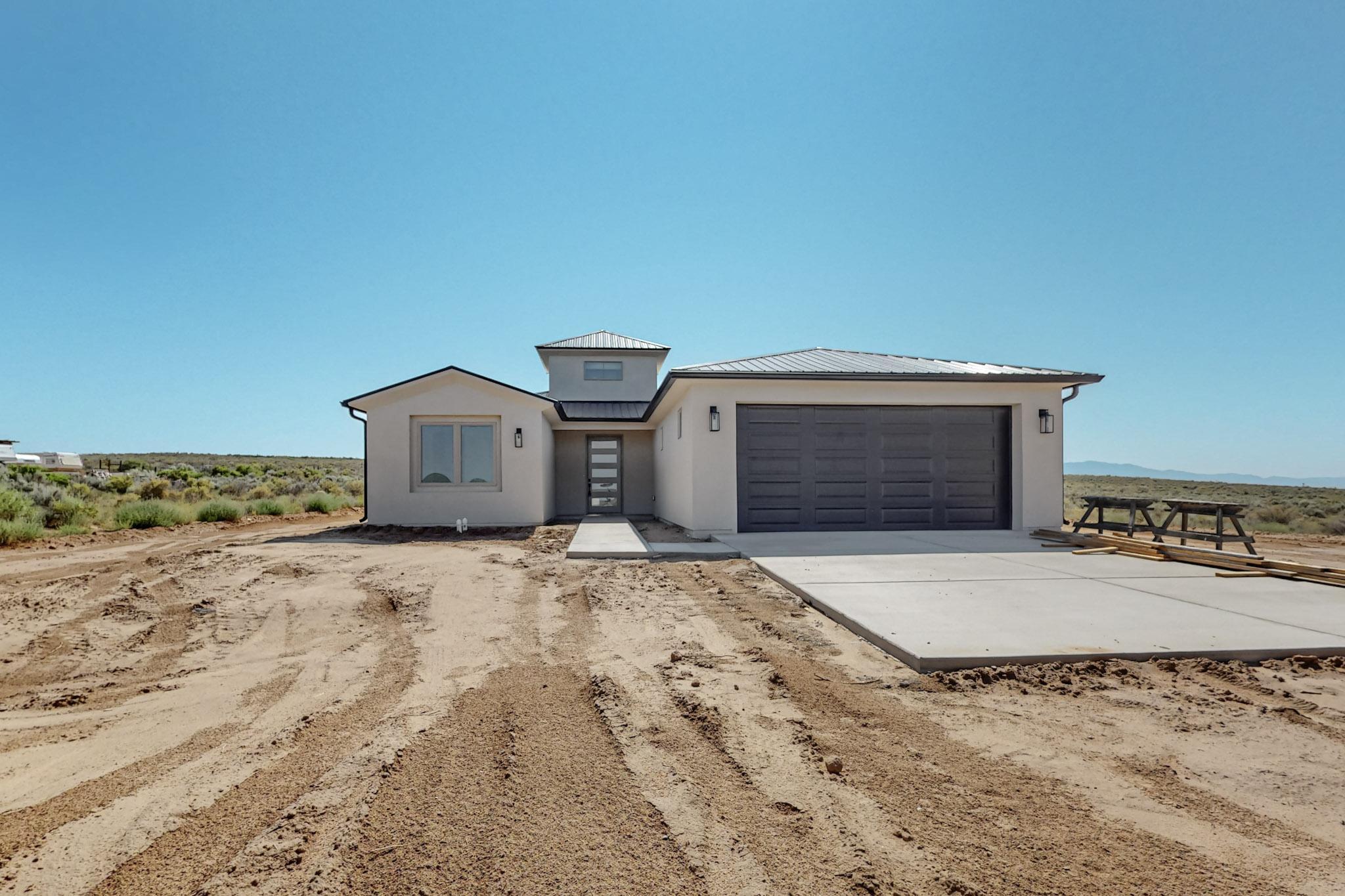 2414 Box Lake Drive, Rio Rancho, New Mexico image 1