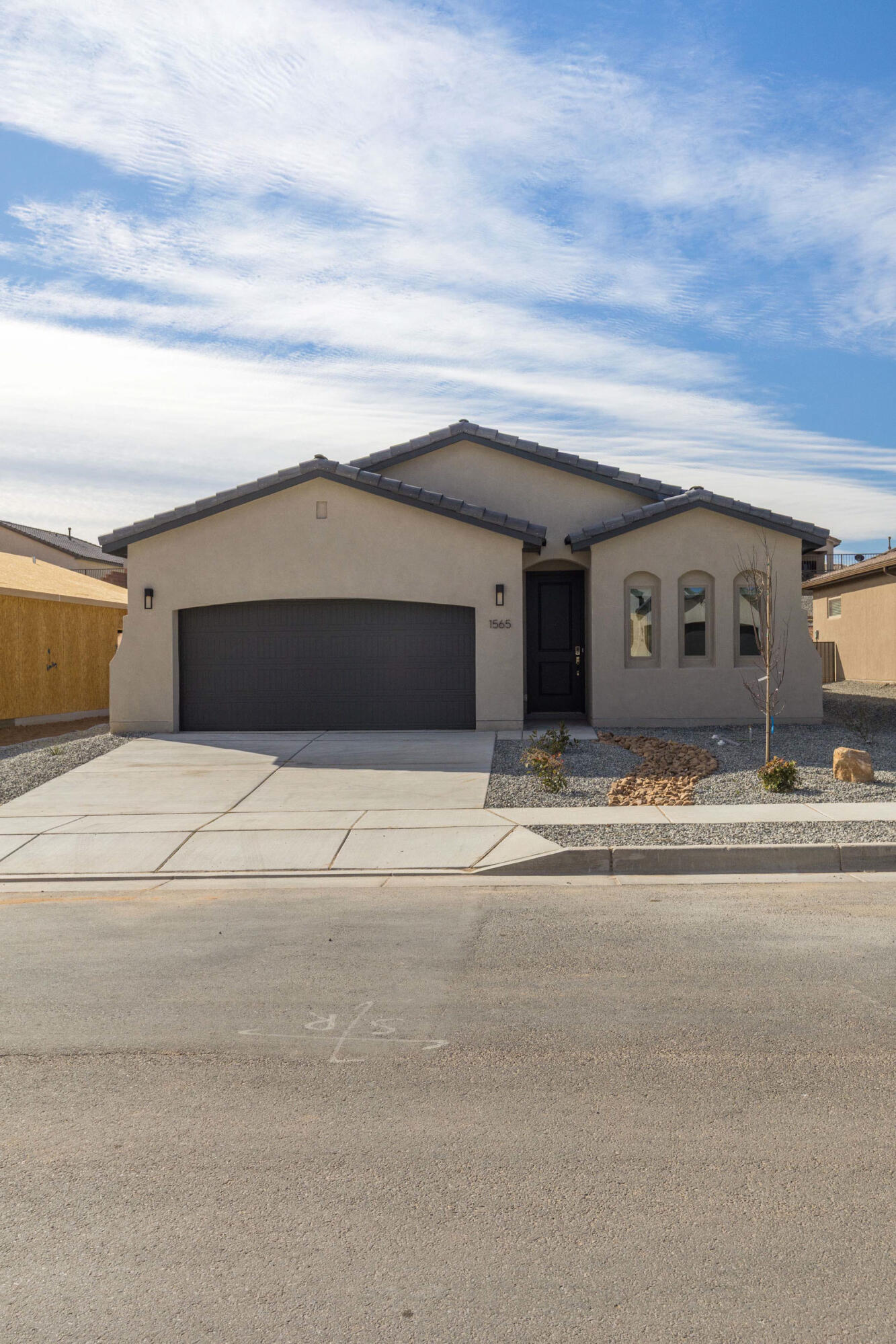 1565 Valle De Colores Street NW