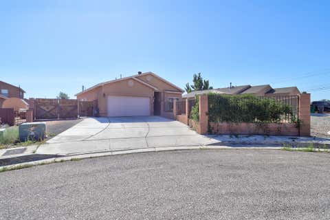 Photo of 4316 Flintlock Court SW, Albuquerque, NM 87121 (MLS # 1108322)